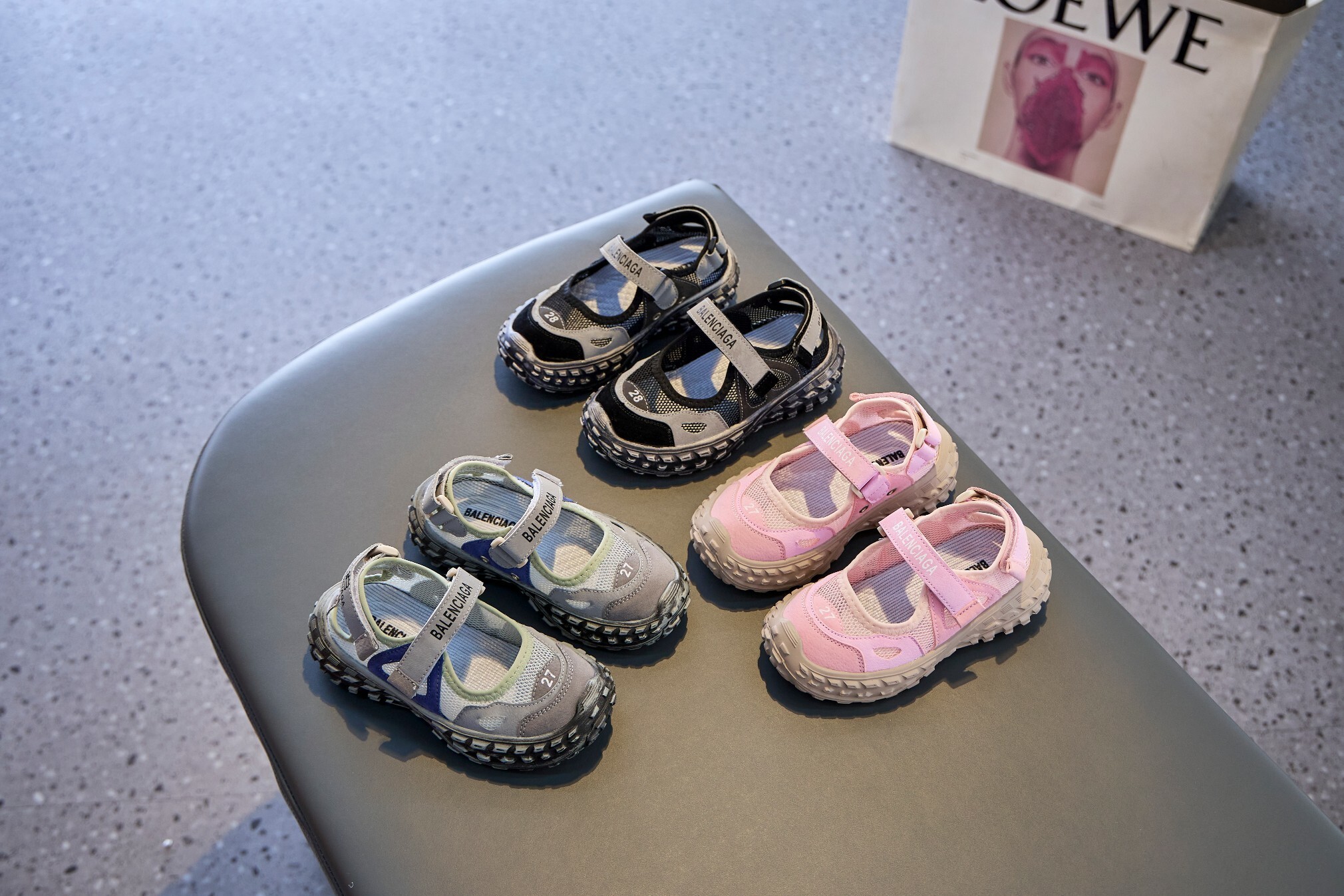 31$ dh BALENCIAGA for kids size 26-37 81415023118 CDT58 gallery