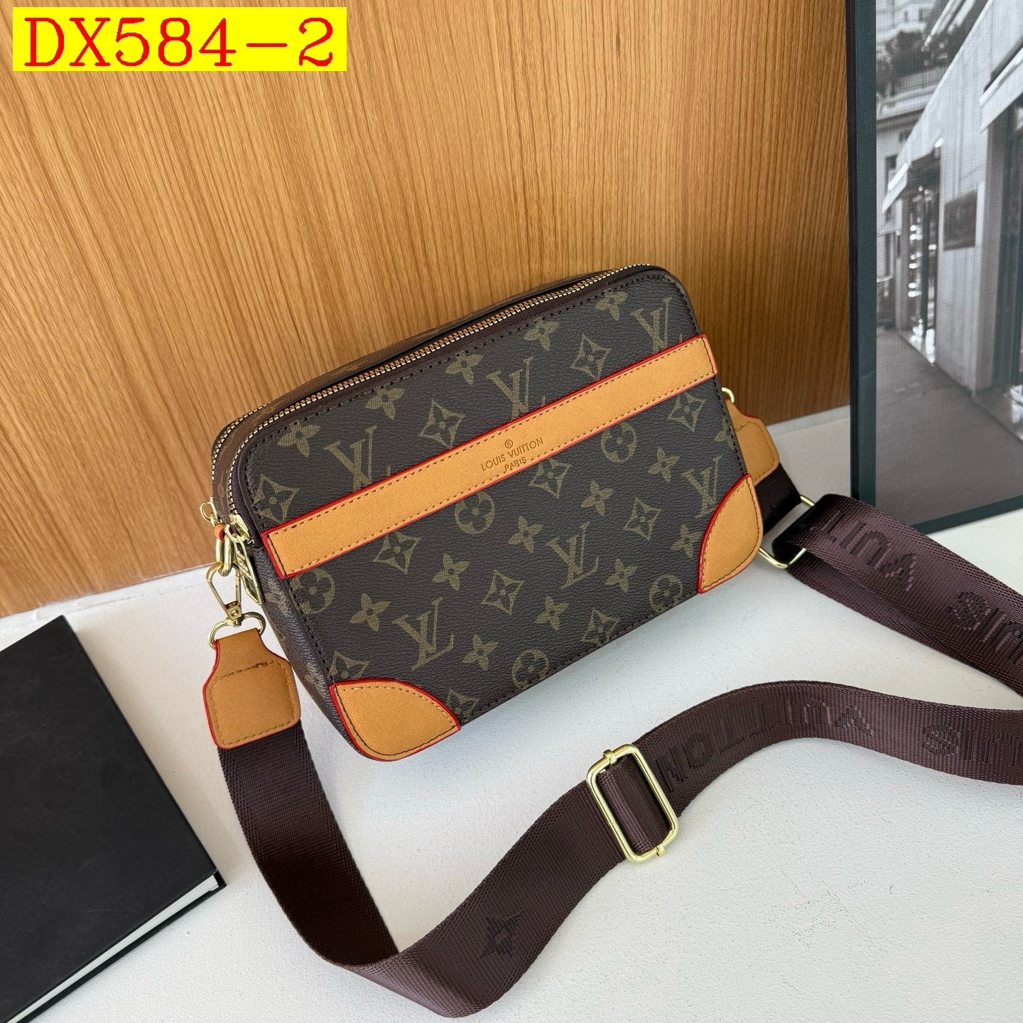 31$ dh LV 9019 Shoulder bag size 22X15X7 cm 91825023210 DX584 gallery
