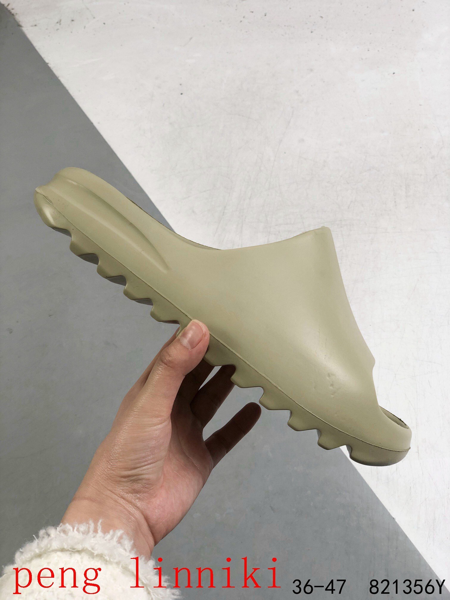 31$ new_dh Kanye West x Adidas Yeezy Slide size 35-45 91534022097 Z8R843 gallery