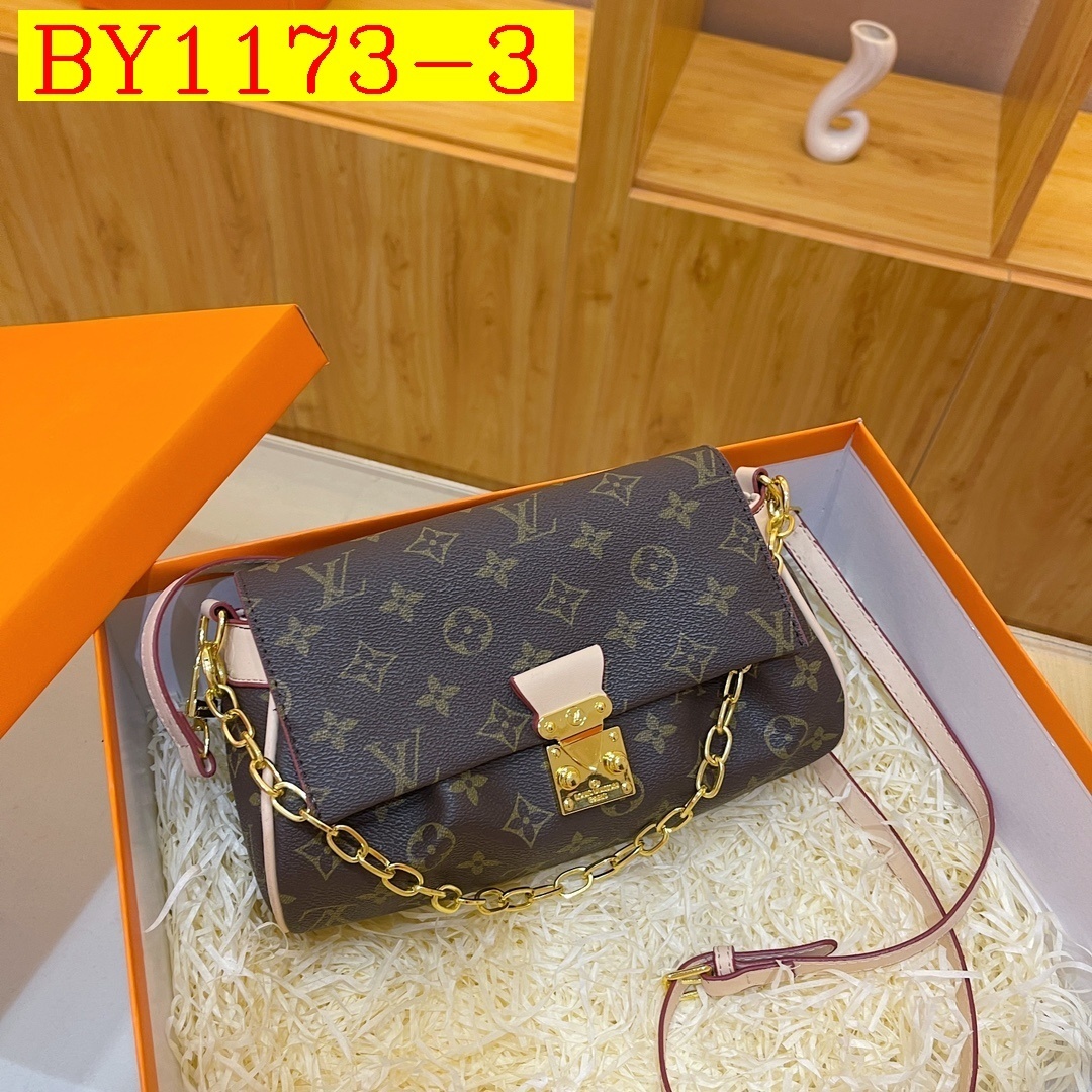 31$ new_dh LV 2452 Small square bag SIZE 25X15X10 CM 61302012996 BY1173 gallery