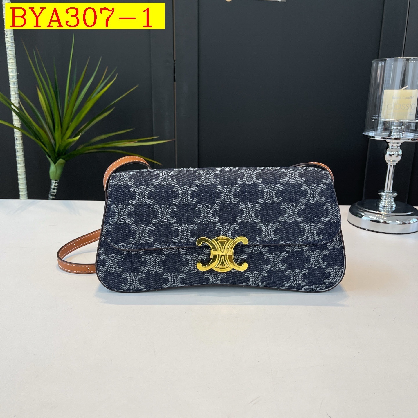 32$ CELINE handbag size 28x14x5cm 3940 BYA307 gallery