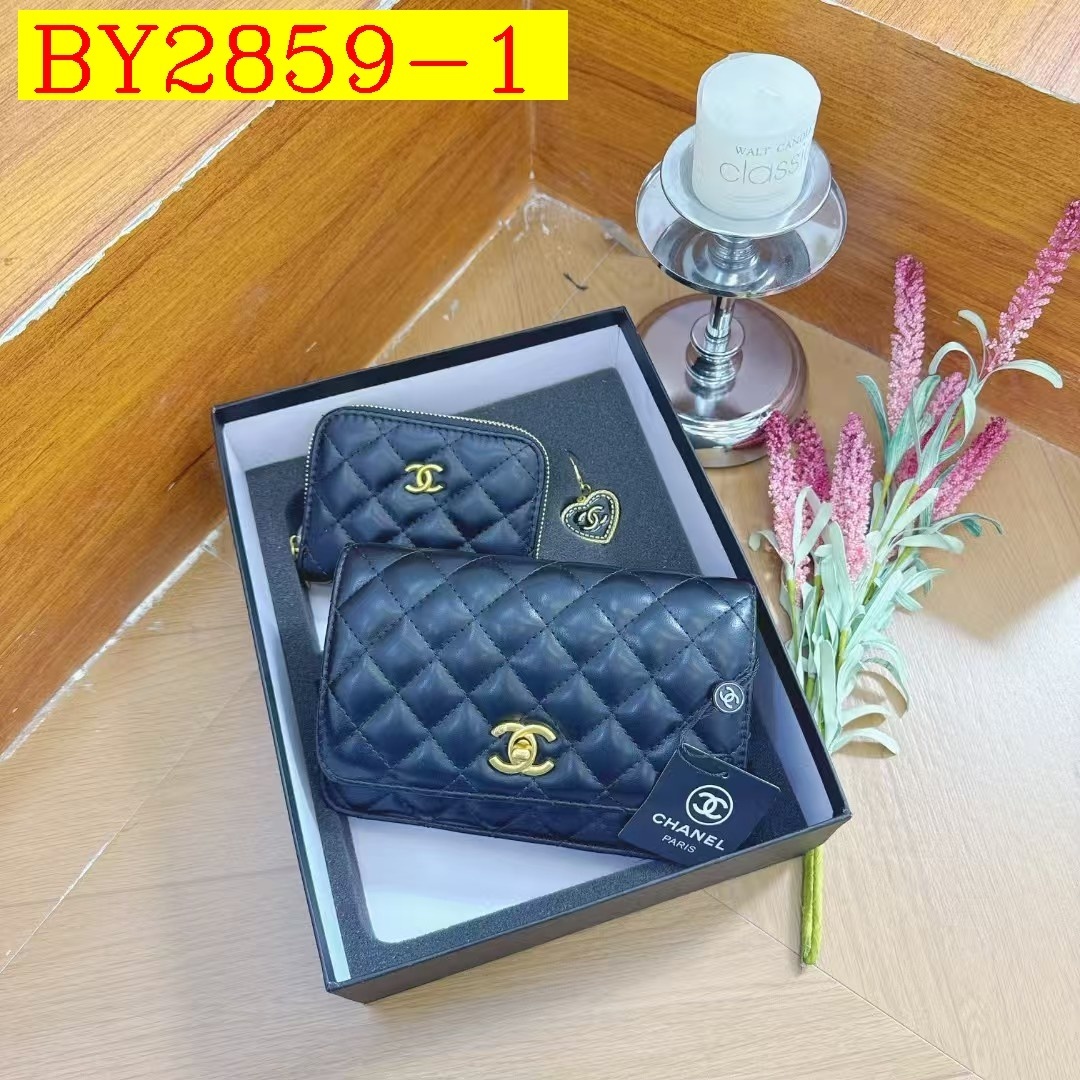 32$ CHANEL 93110 Shoulder bag size 19X4X14 cm 719232 BY2859 gallery