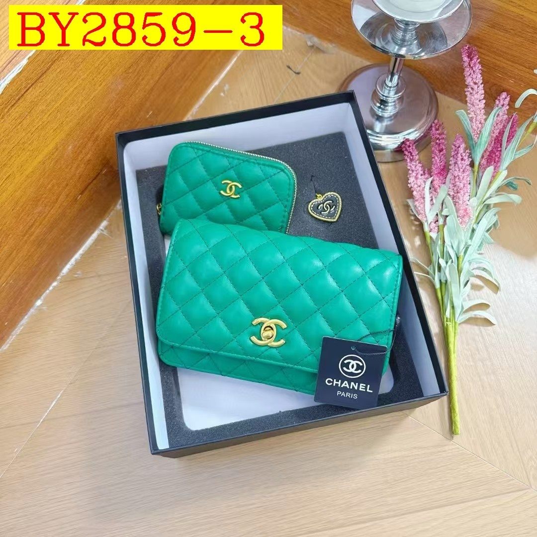 32$ CHANEL 93110 Shoulder bag size 19X4X14 cm 719232 BY2859 gallery