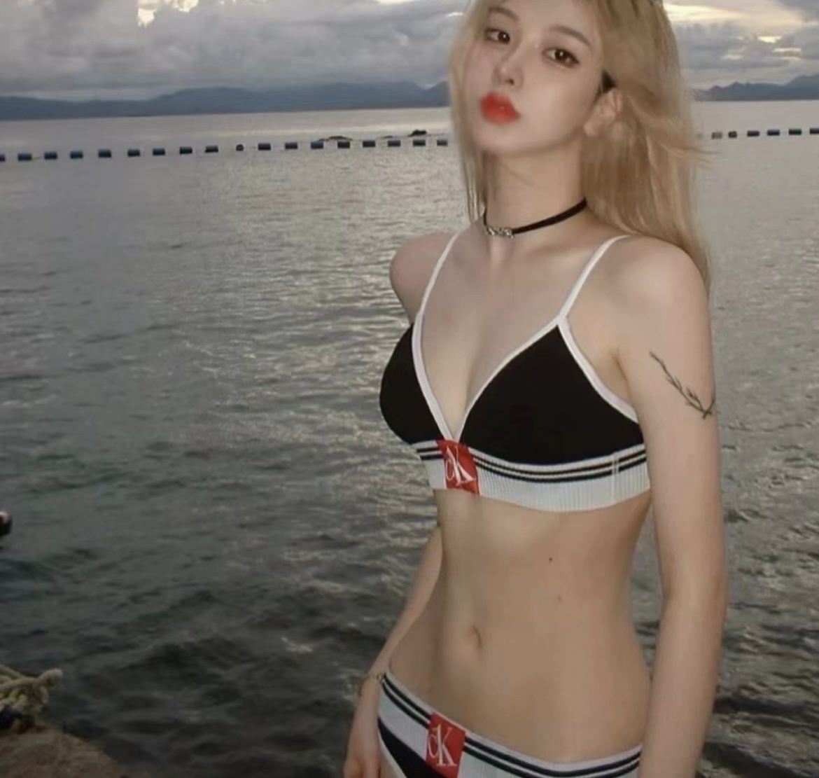 32$ Calvin Klein CK LOGO size S-L 911320 BF64 gallery