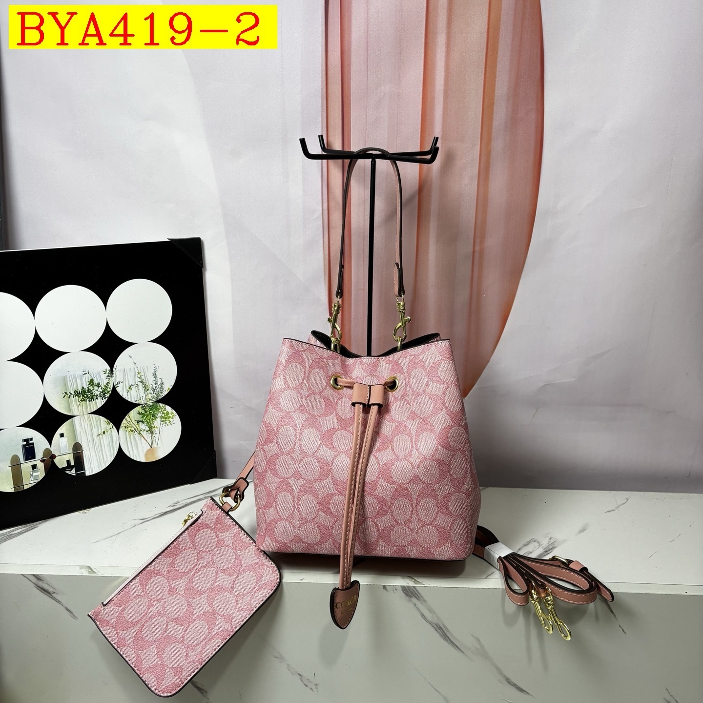 32$ Coach Shoulder bag size 21x21x14cm 0922 BYA419 gallery