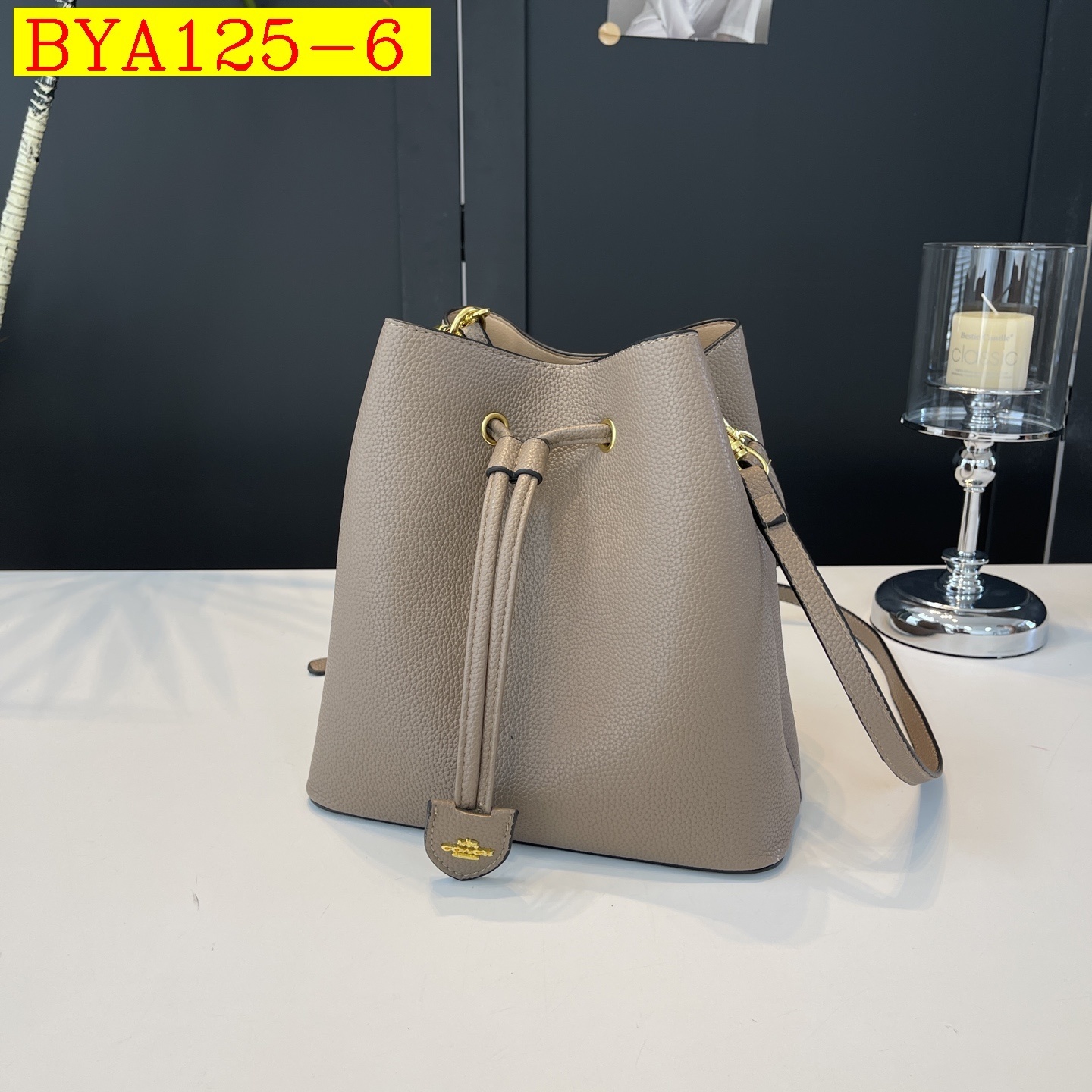 32$ Coach Shoulder bag size 24x24x16cm 913044 BYA125 gallery