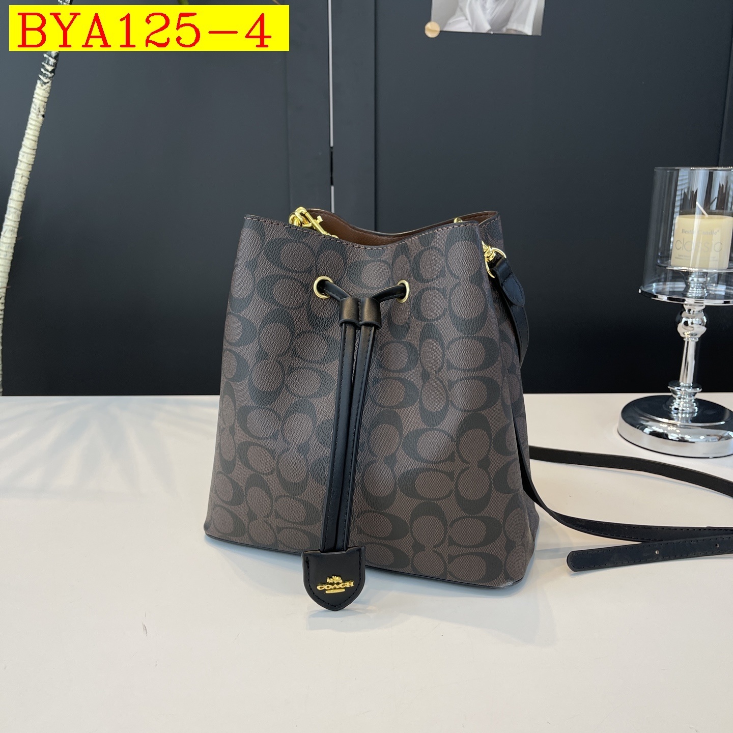 32$ Coach Shoulder bag size 24x24x16cm 913044 BYA125 gallery