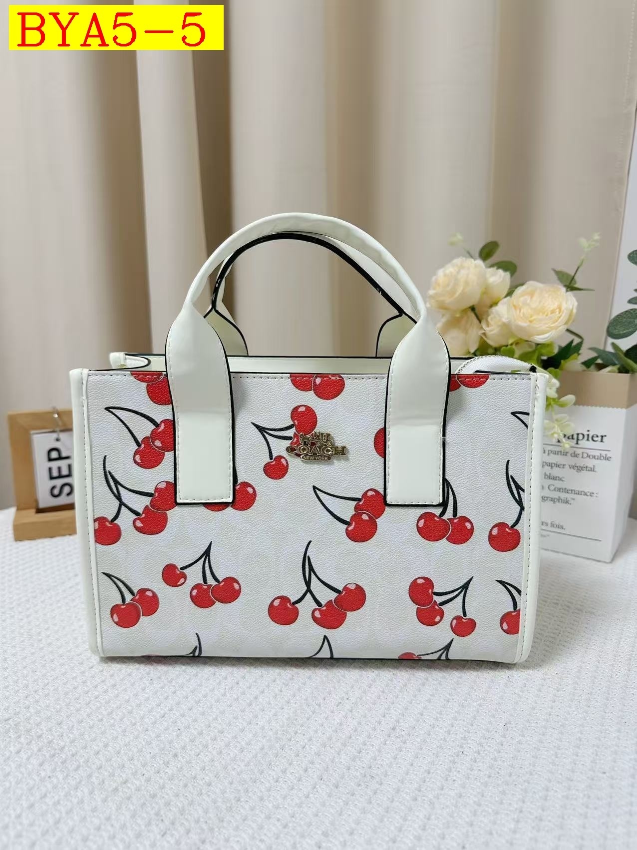 32$ Coach handbag size 28x11x19cm 1838 BYA5 gallery