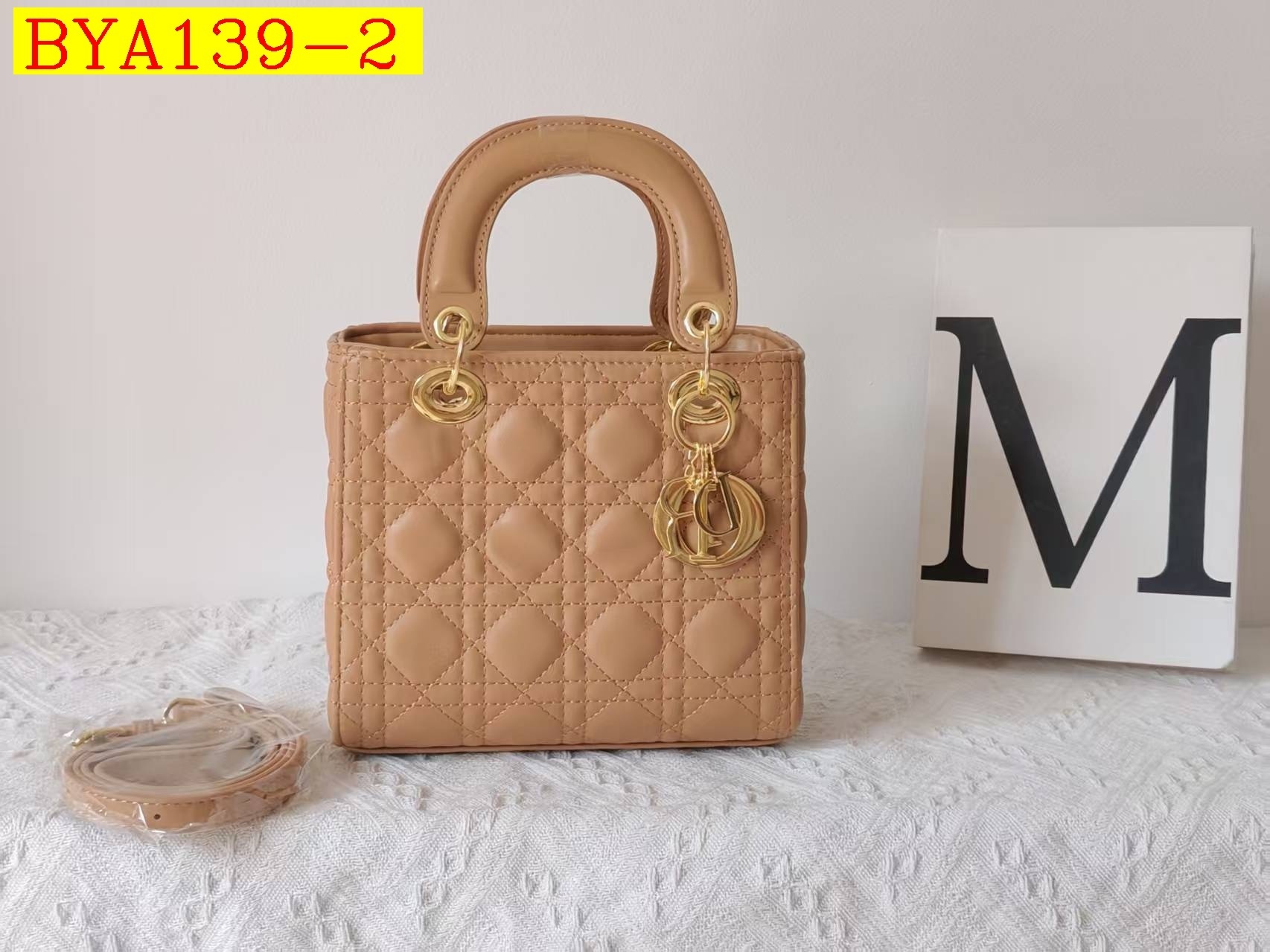 32$ Dior handbag size 21x18x10cm 9956 BYA139 gallery