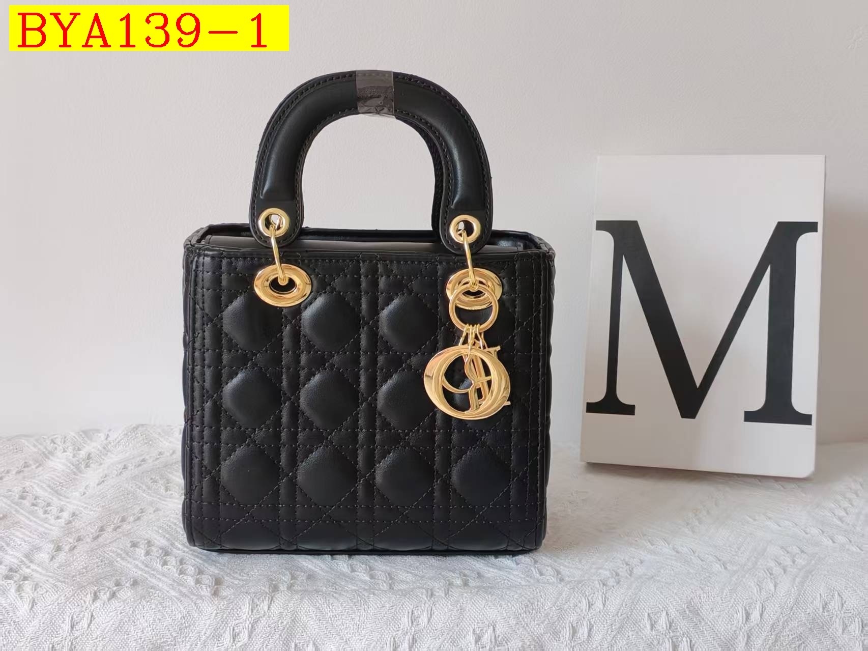 32$ Dior handbag size 21x18x10cm 9956 BYA139 gallery