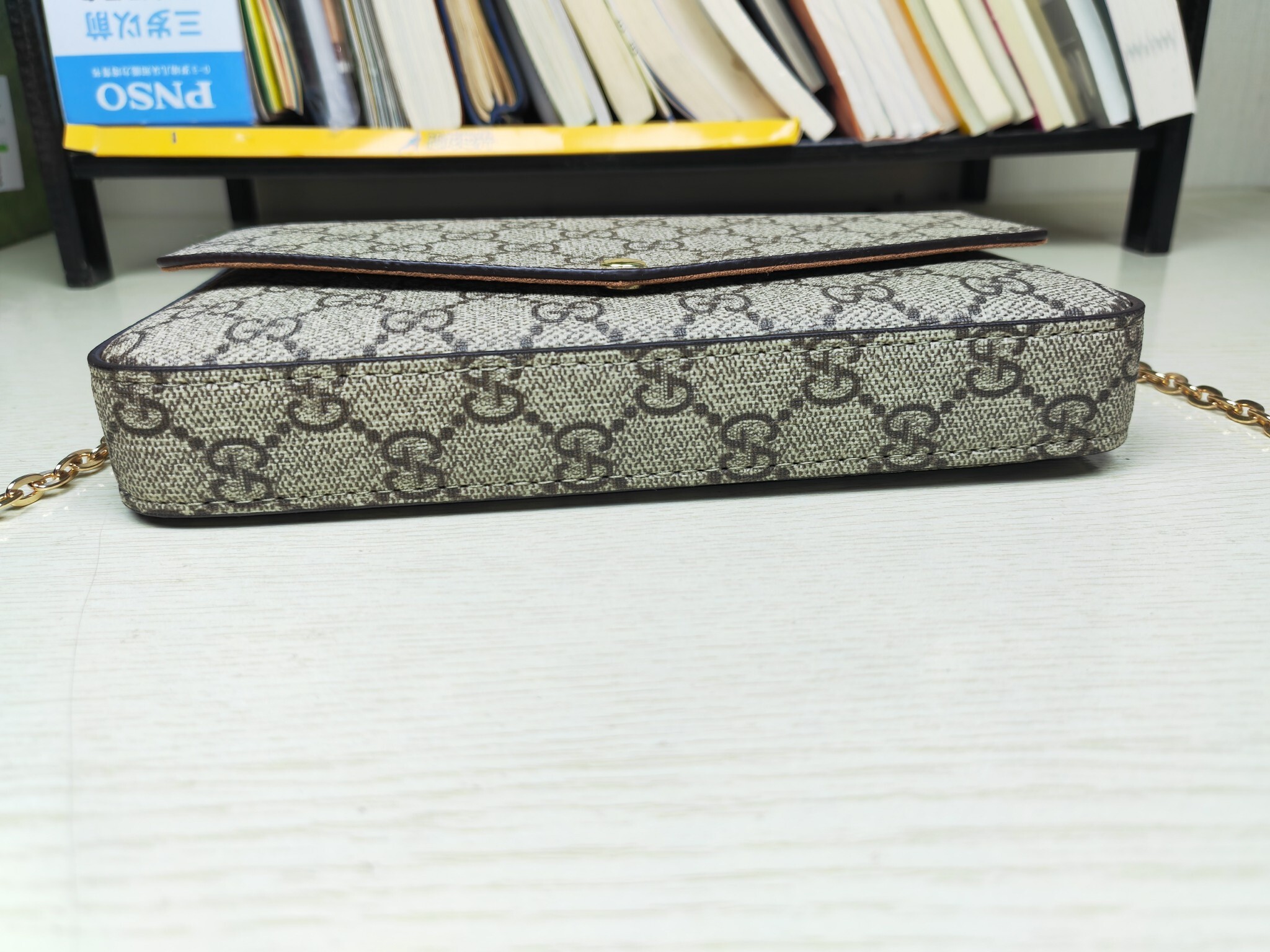 32$ Gucci Shoulder bag size 21x12x3cm 116172 BYA63 gallery