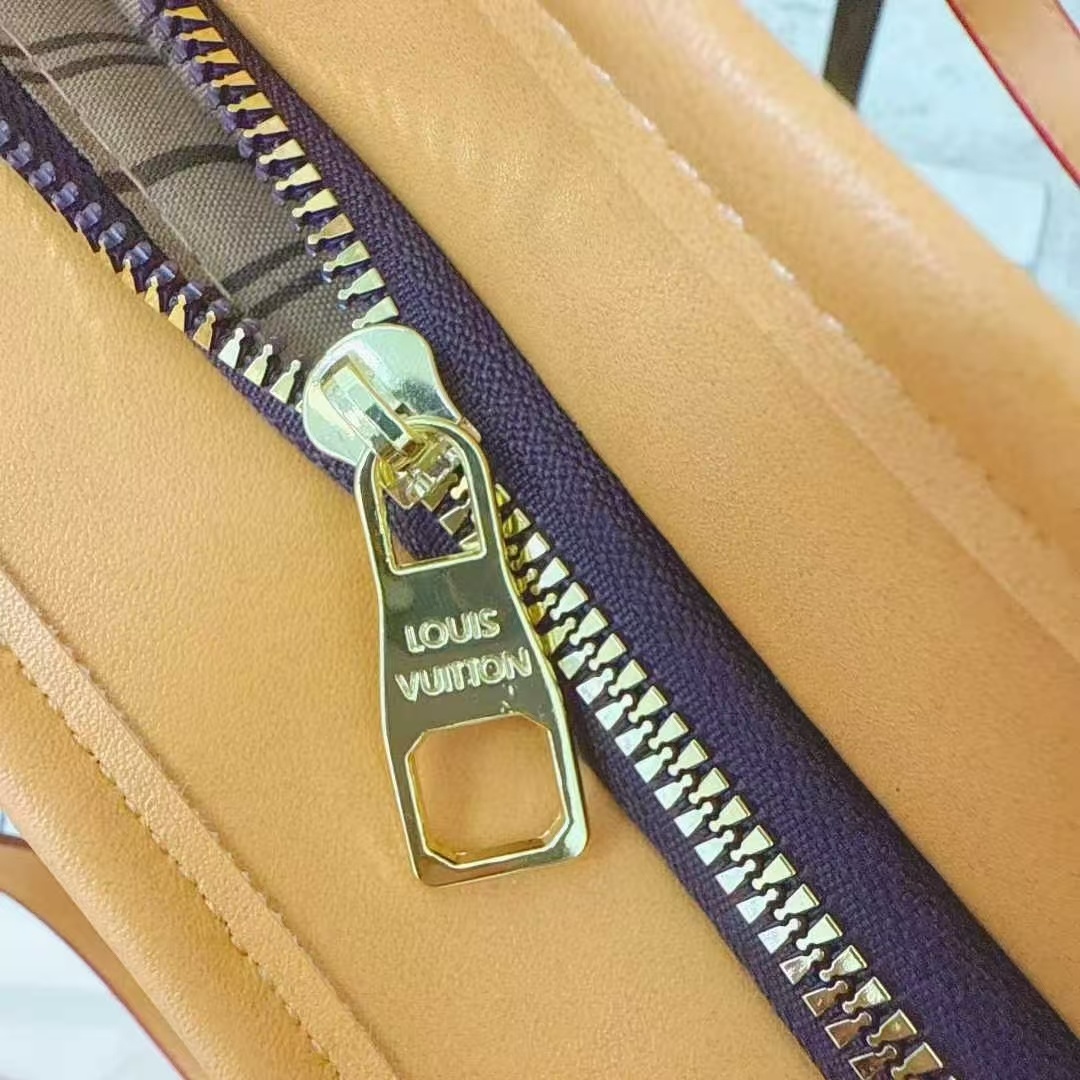 32$ Gucci handbag size 31x13x25cm 9900 BYA61 gallery