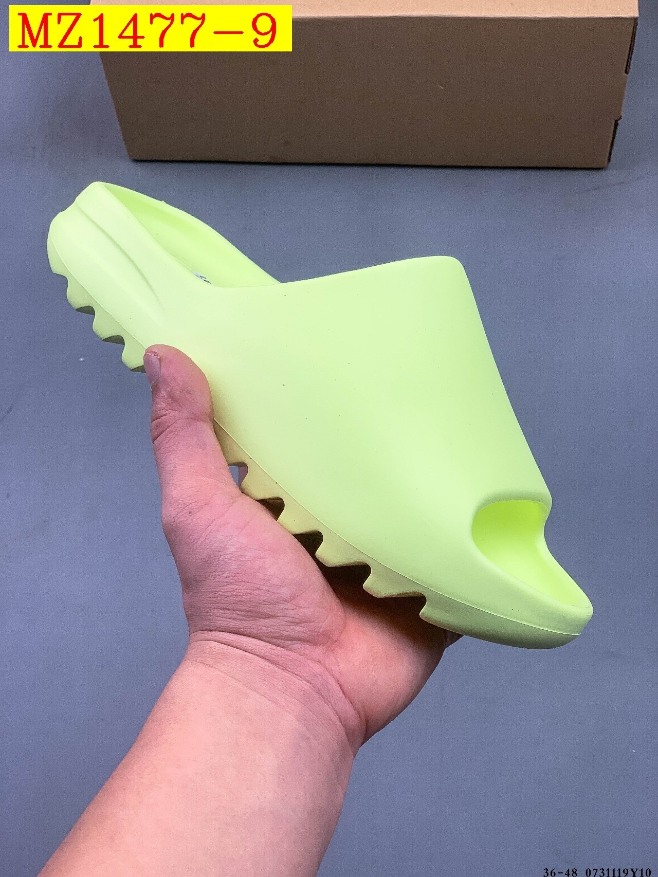 32$ Kanye West x Yeezy Slide size 36-45 half 910030 MZ1477 gallery