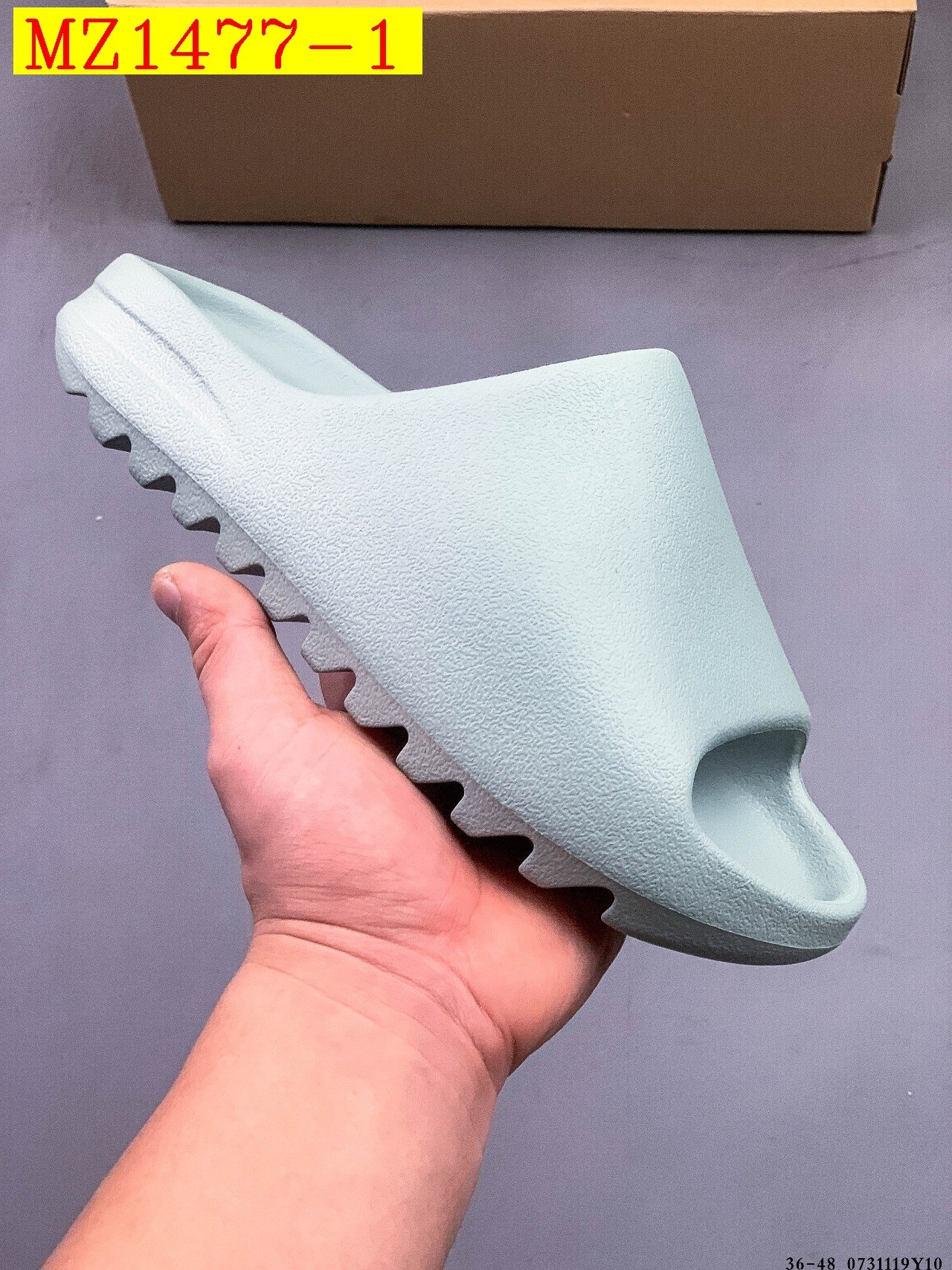 32$ Kanye West x Yeezy Slide size 36-45 half 910030 MZ1477 gallery