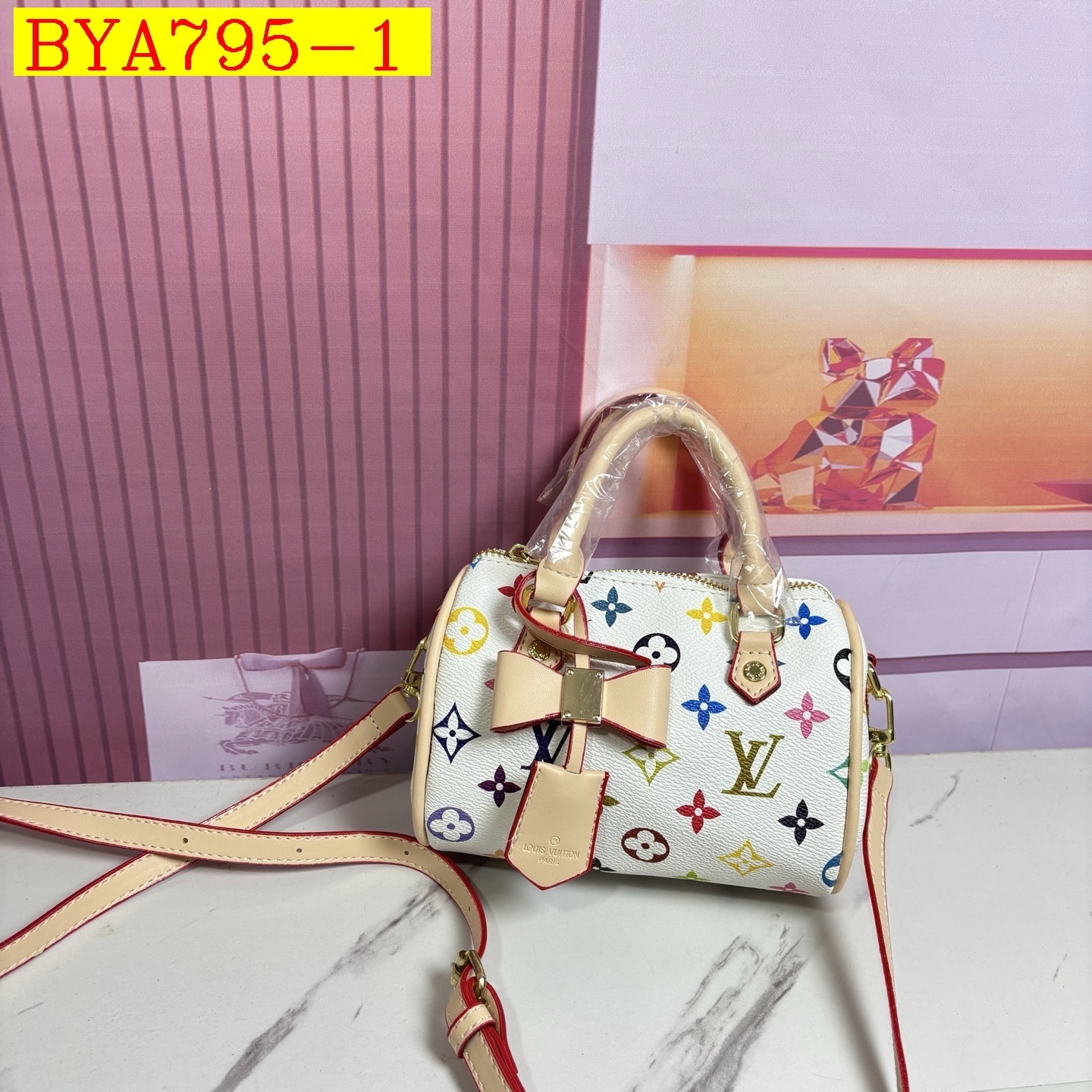 32$ LV Shoulder bag size S-M 4868 BYA795 gallery