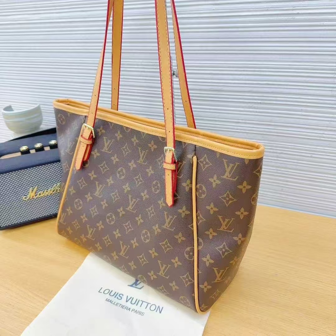 32$ LV handbag size 32x15x26cm 0944 BYA207 gallery