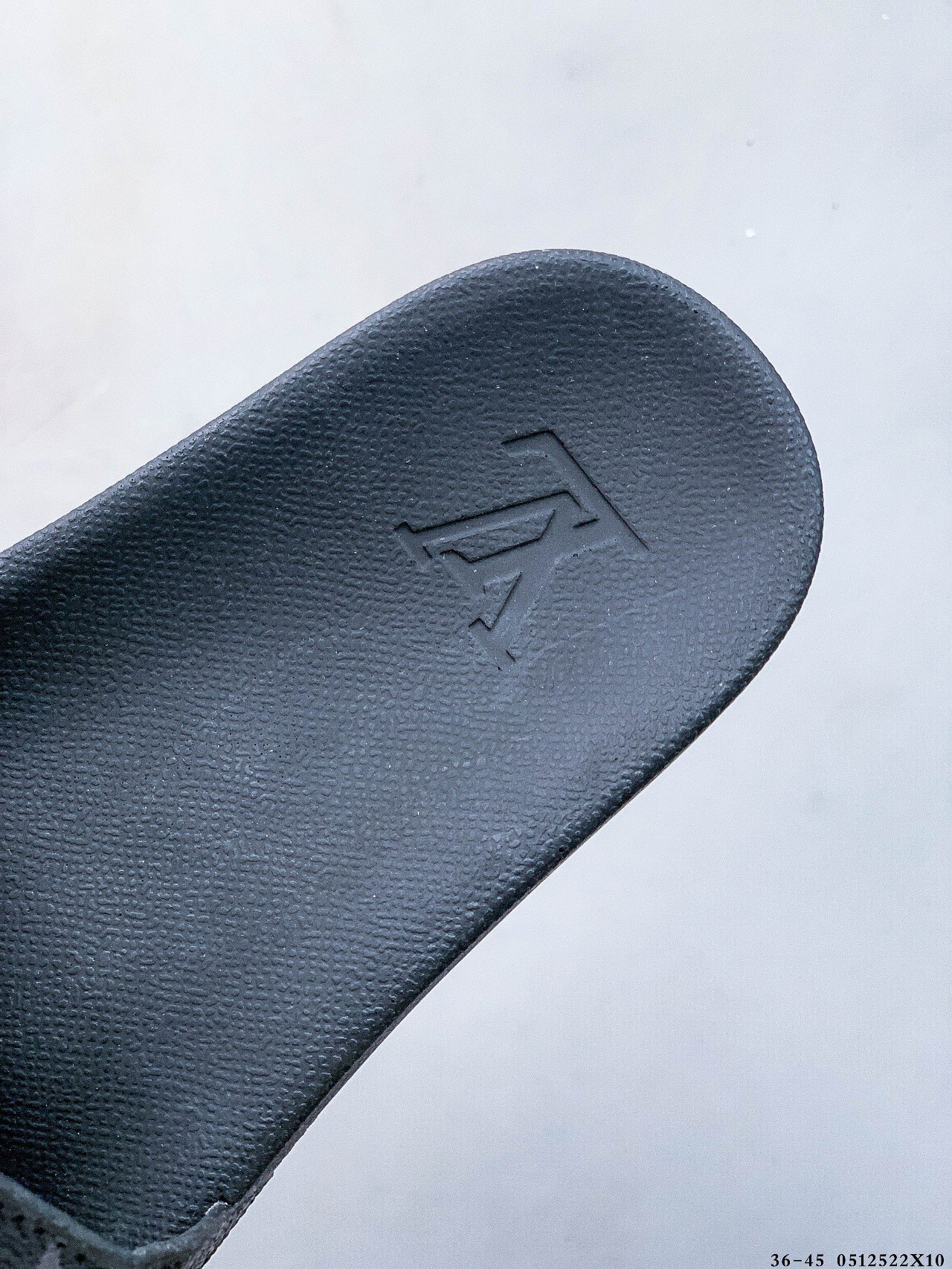 32$ Louis Vuitton Size 36-45 511070 QB78 gallery