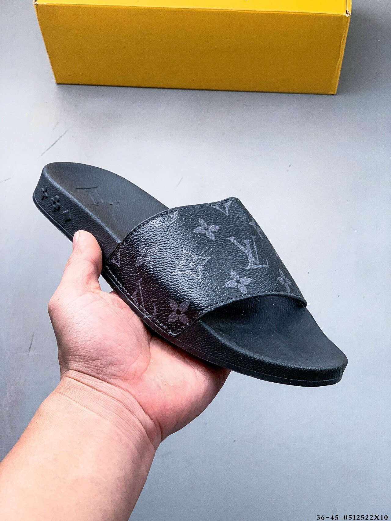 32$ Louis Vuitton Size 36-45 511070 QB78 gallery