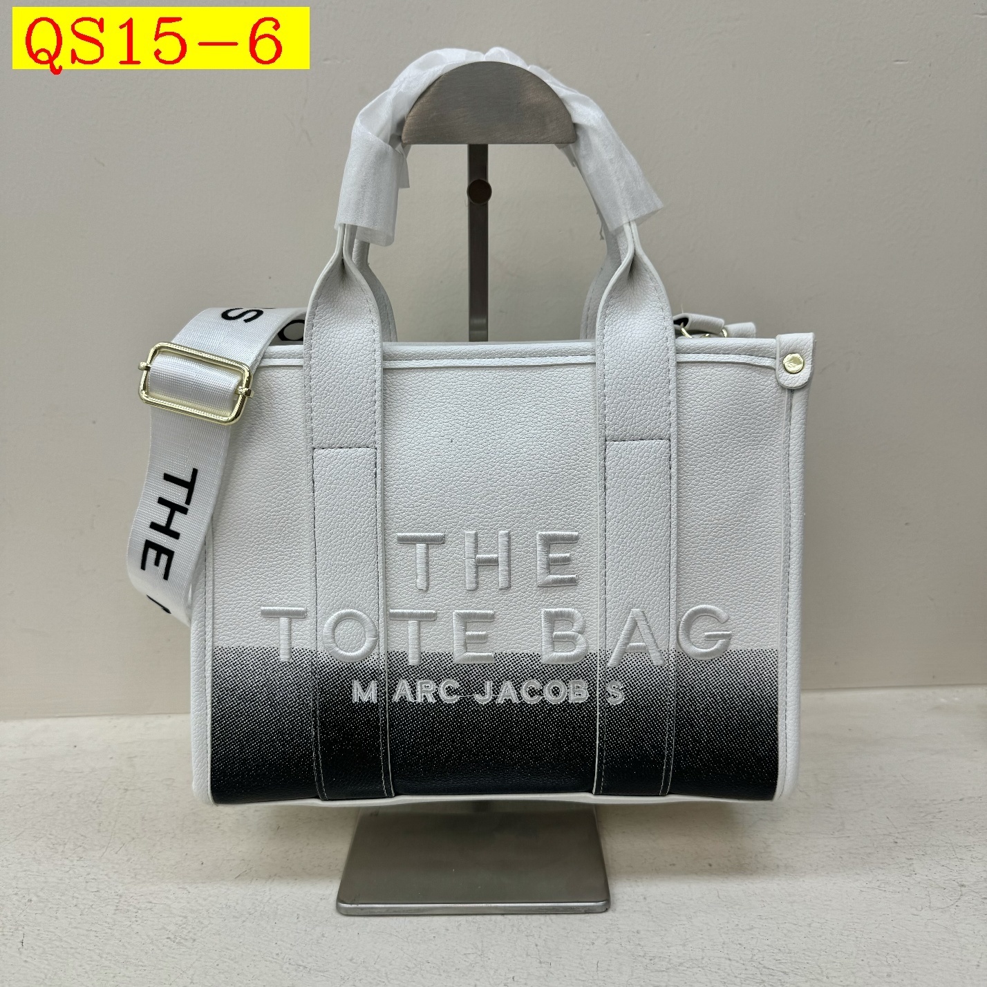 32$ MARC JACOBS 3065 515098 QS15 gallery