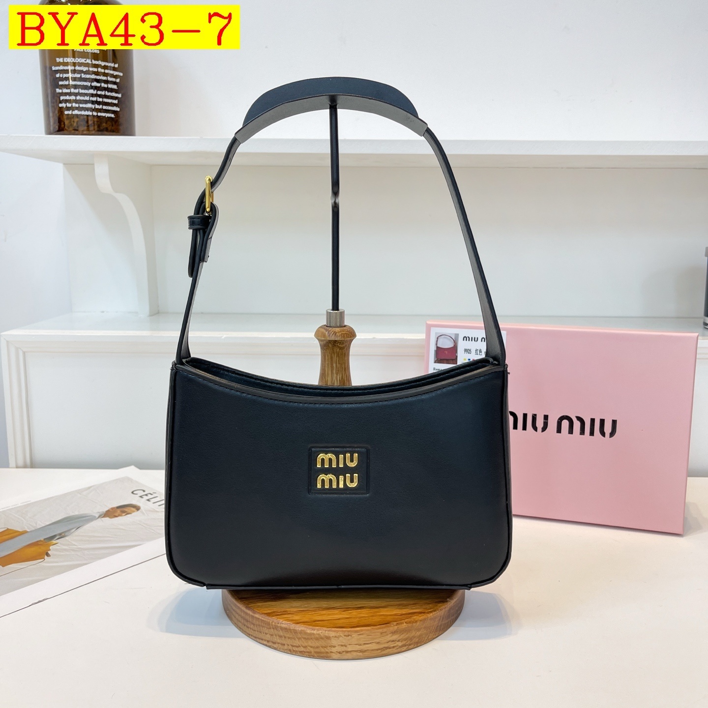 32$ Miu Miu Shoulder bag size 23x15x6cm 0956 BYA43 gallery