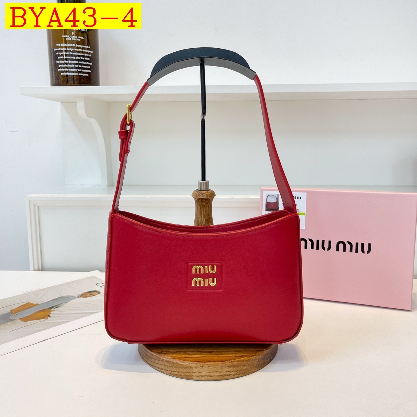 32$ Miu Miu Shoulder bag size 23x15x6cm 0956 BYA43 gallery