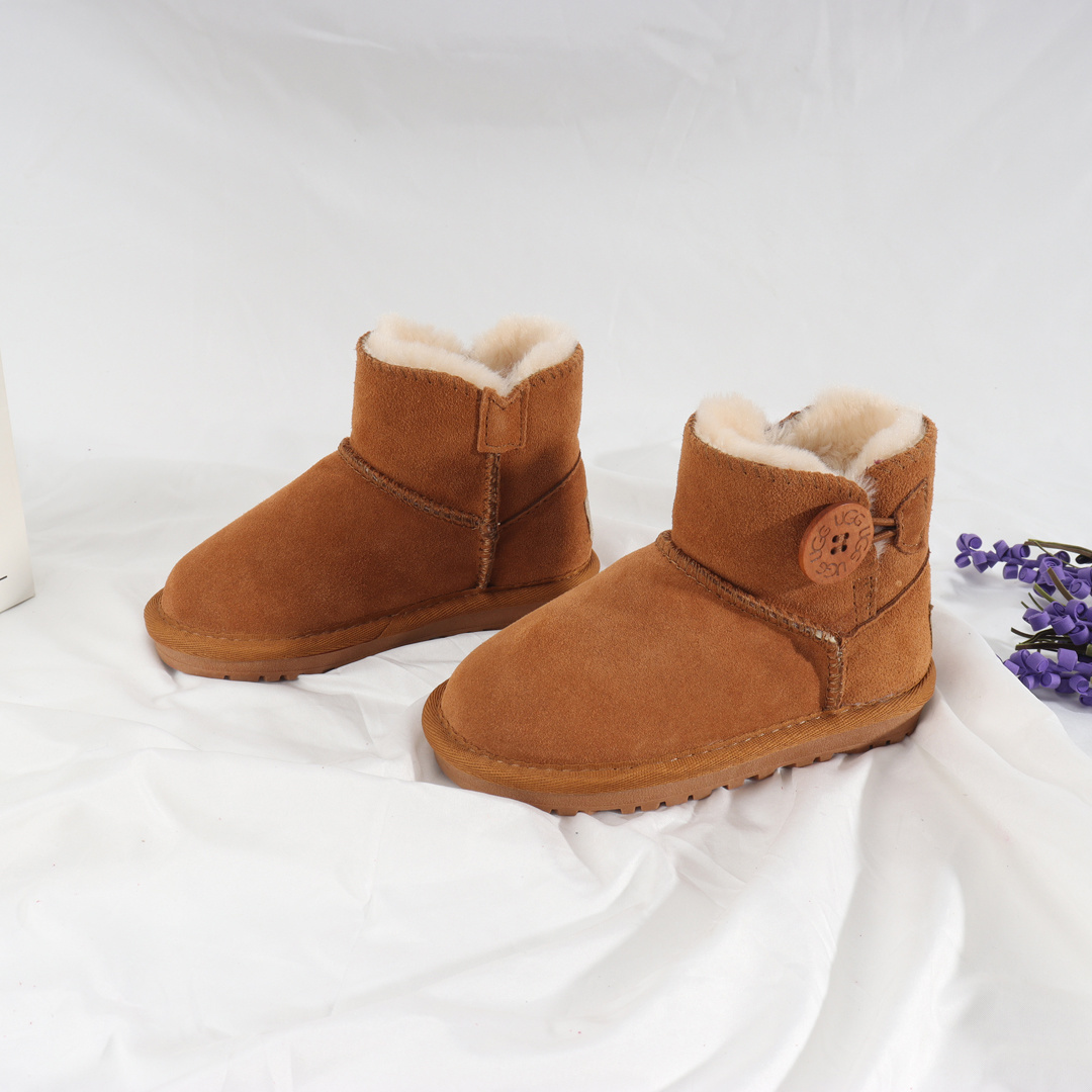 32$ UGG for kids size 21-35 612120 MG195 gallery