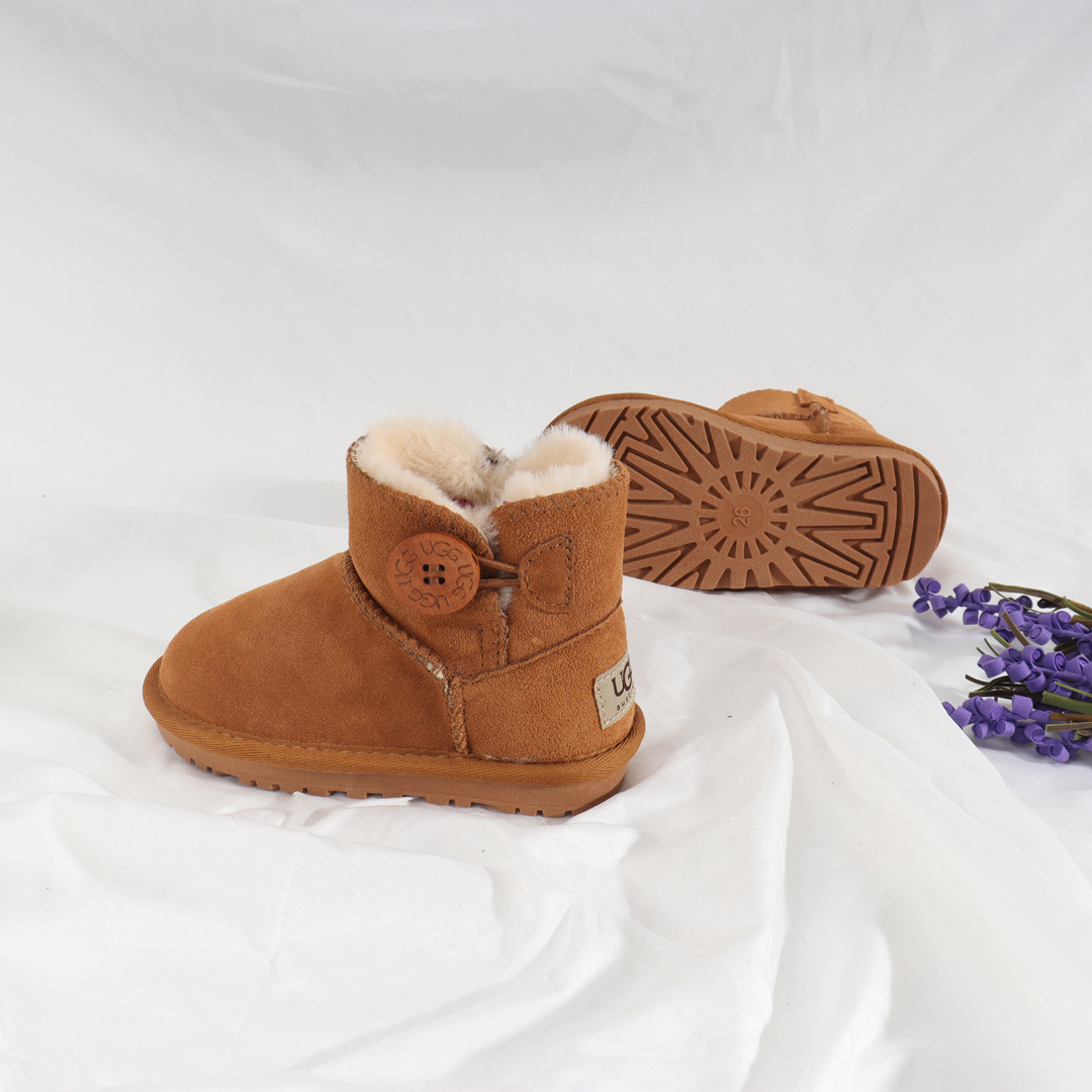 32$ UGG for kids size 21-35 612120 MG195 gallery