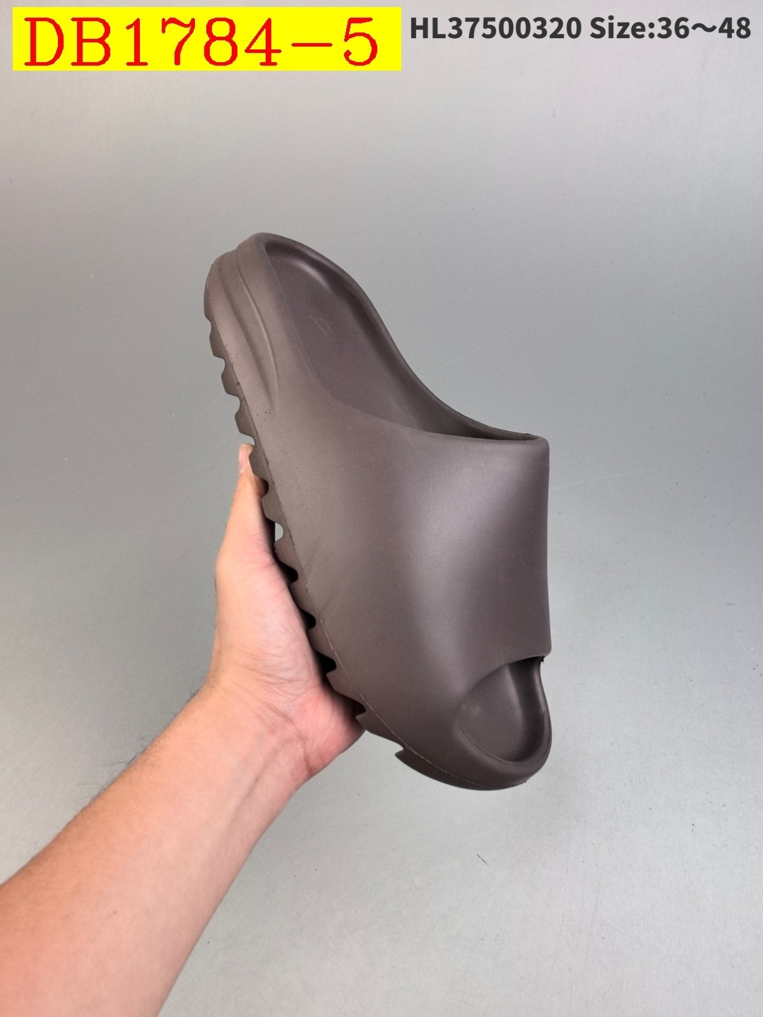 32$ dh Adidas Kanye West Yeezy size 36-46 91605023225 DB1784 gallery