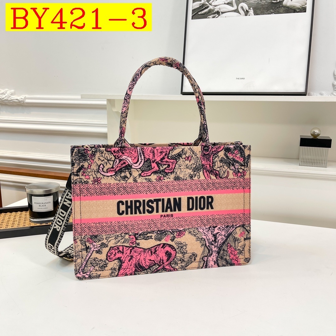 32$ new_dh DIOR 6909 SIZE 36X25X10 CM 91603423004 BY421 gallery