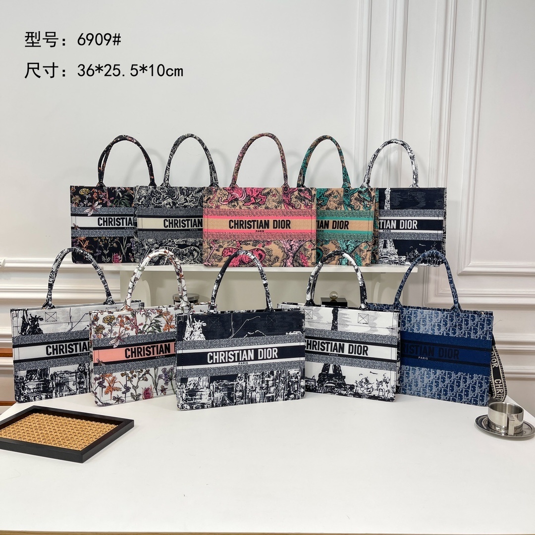 32$ new_dh DIOR 6909 SIZE 36X25X10 CM 91603423004 BY421 gallery