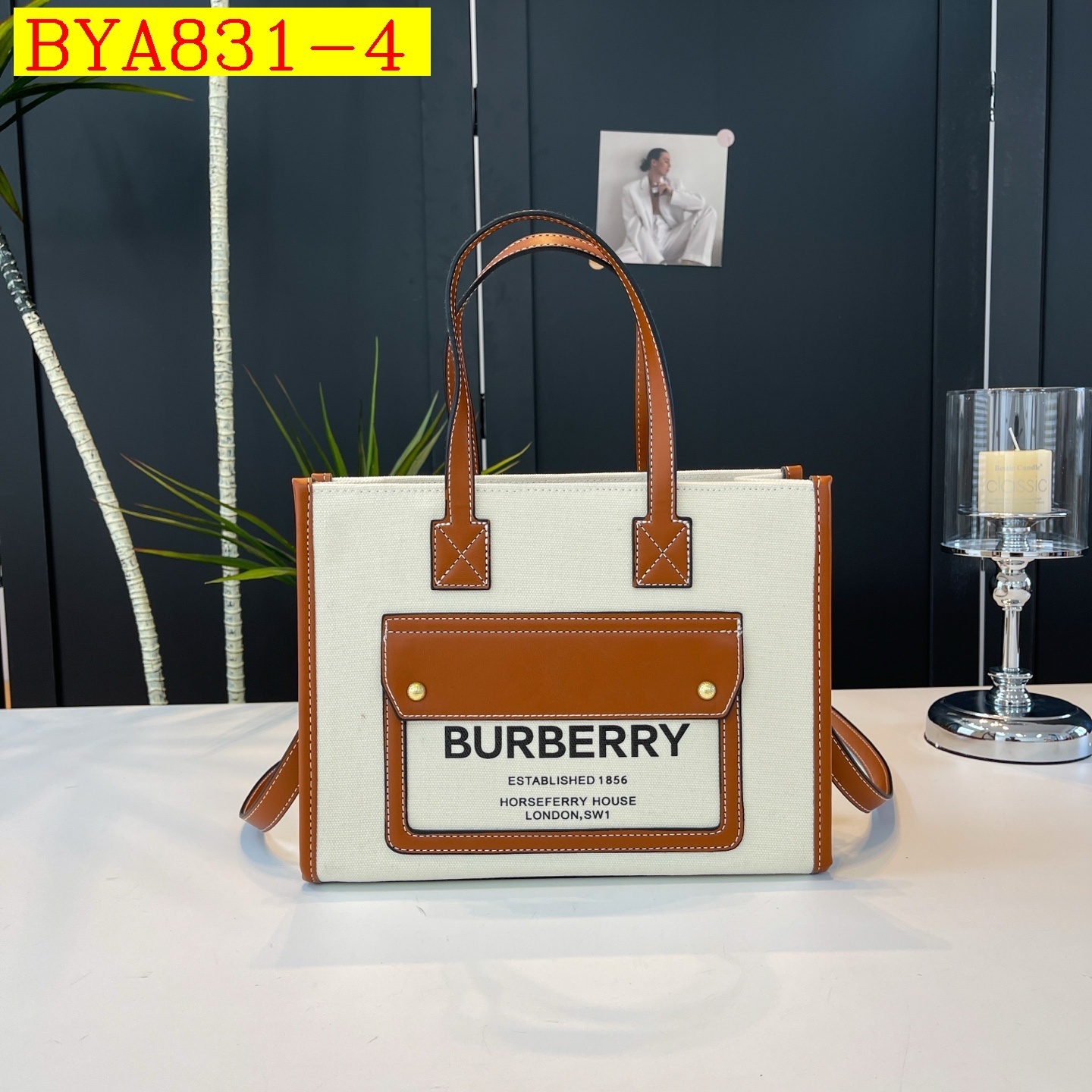 33$ Burberry handbag size 28x22x11cm 5998 BYA831 gallery