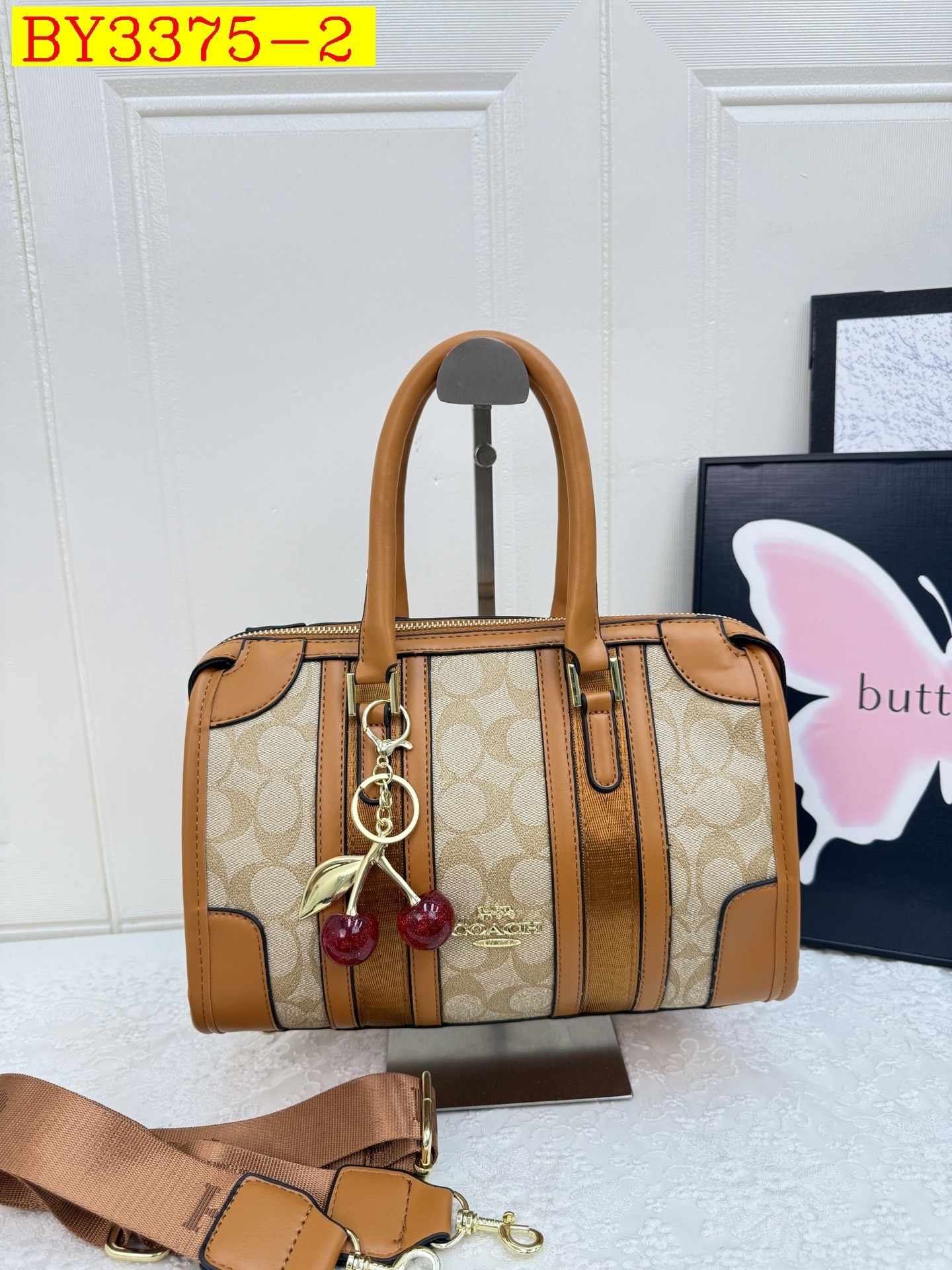 33$ COACH 8202 Shoulder bag size 28x18x13 cm 511230 BY3375 gallery