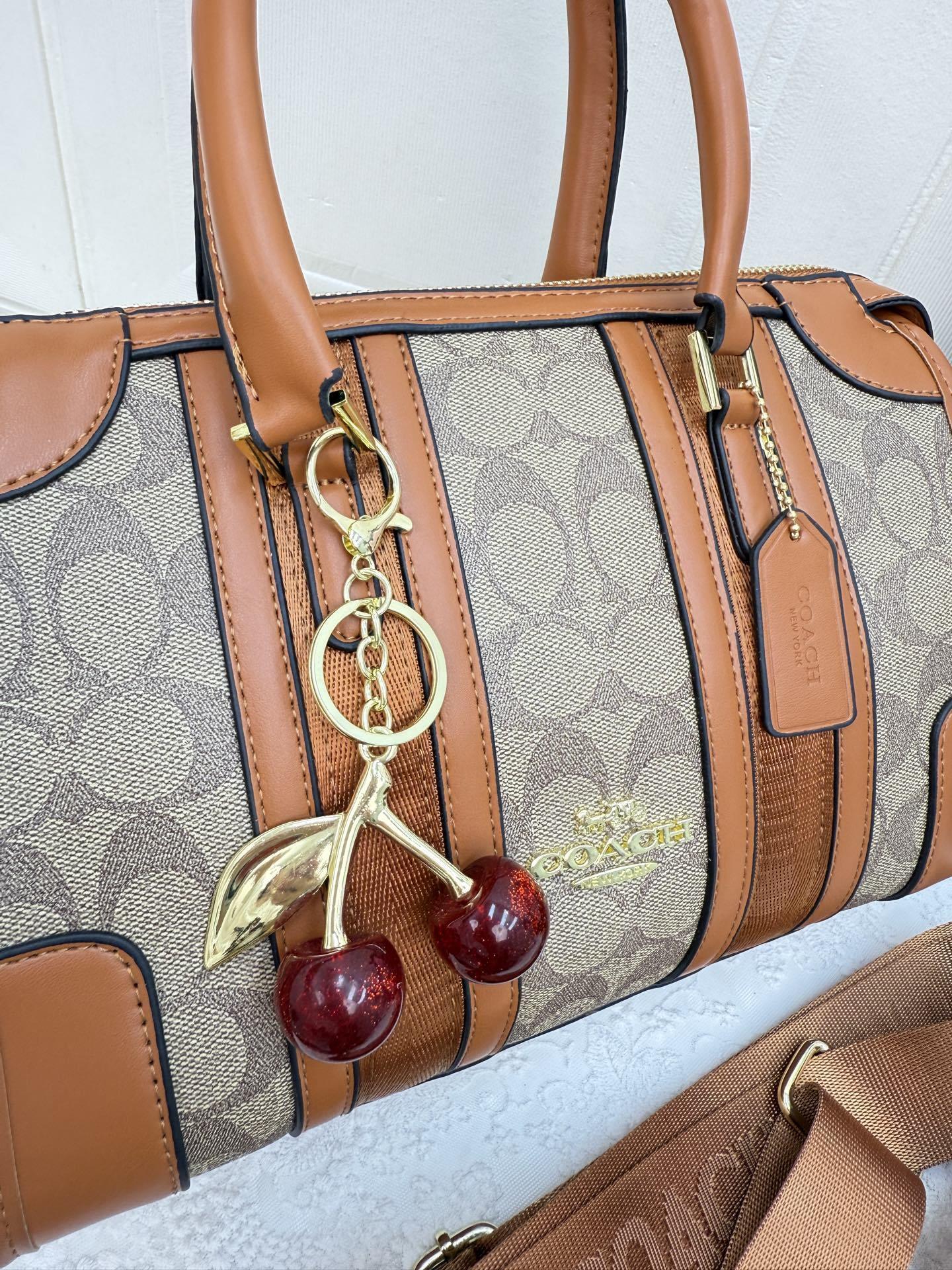 33$ COACH 8202 Shoulder bag size 28x18x13 cm 511230 BY3375 gallery