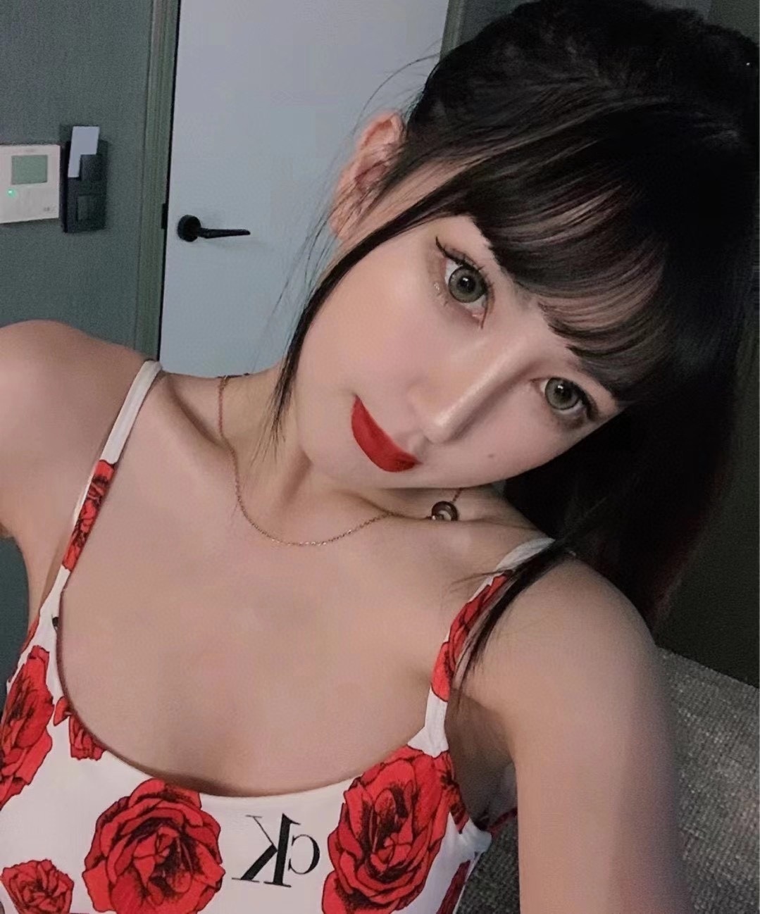 33$ Calvin Klein CK ONE size S-L 012430 BF66 gallery