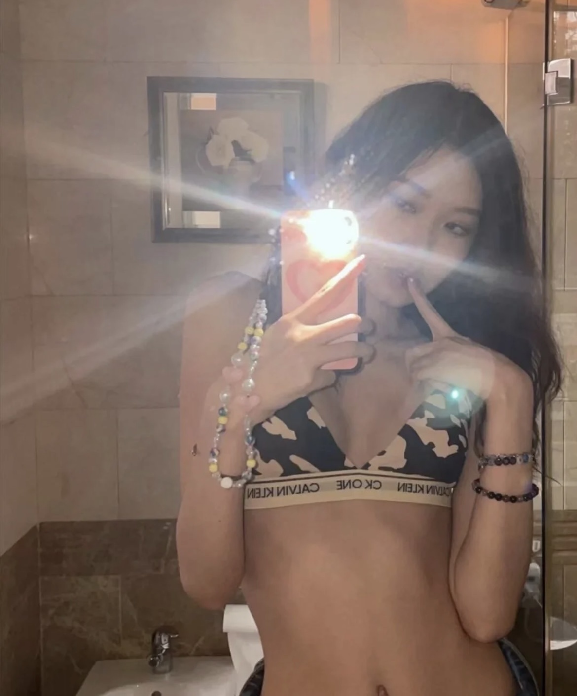 33$ Calvin Klein CK ONE size S-L 716450 BF70 gallery