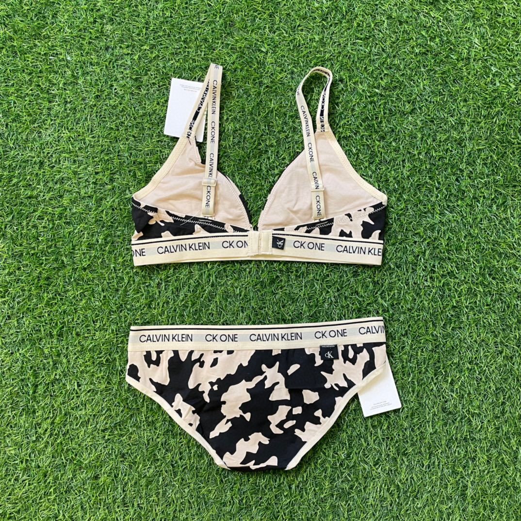 33$ Calvin Klein CK ONE size S-L 716450 BF70 gallery
