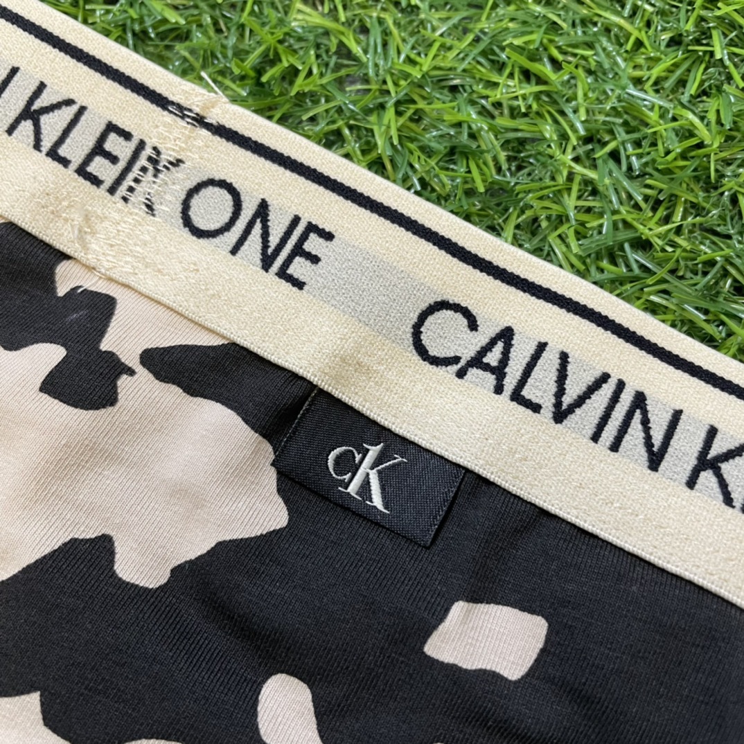 33$ Calvin Klein CK ONE size S-L 812490 BF72 gallery