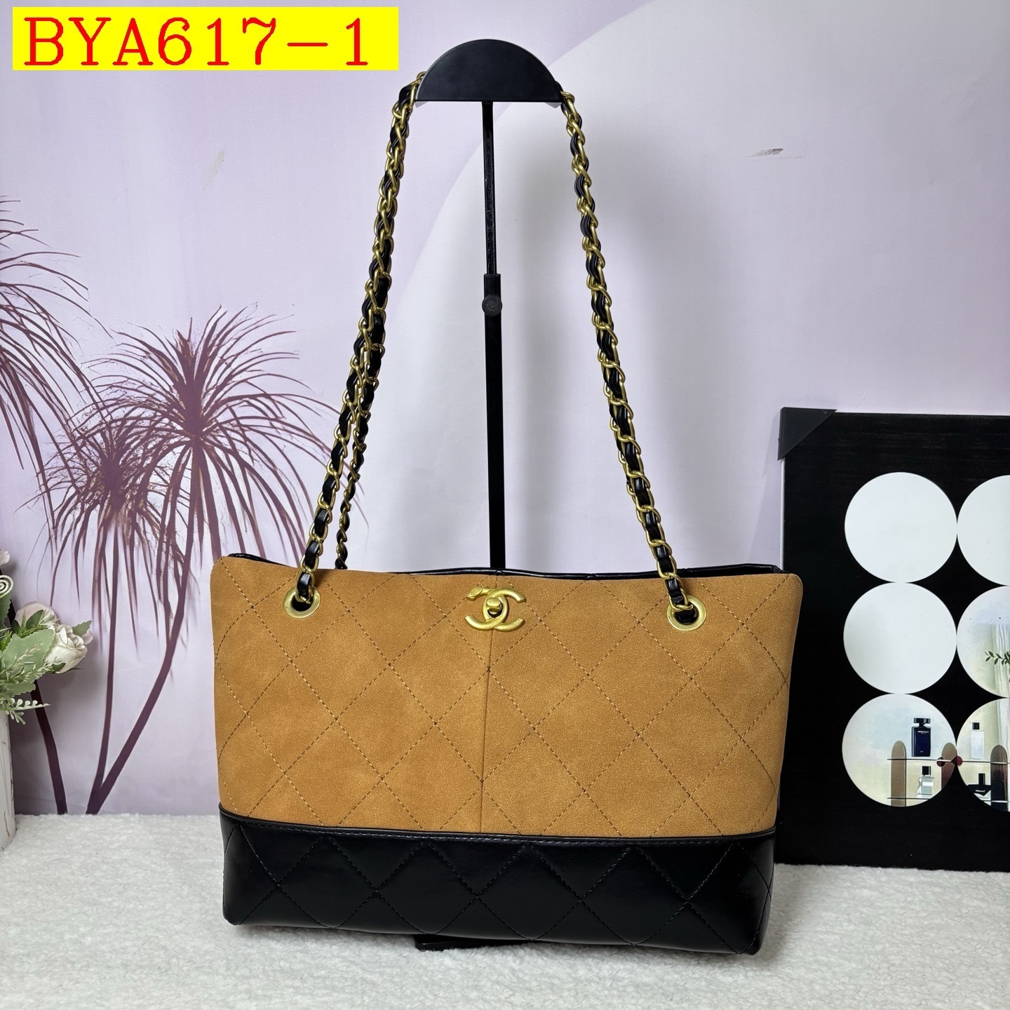 33$ Chanel handbag size 35x21x10cm 411034 BYA617 gallery