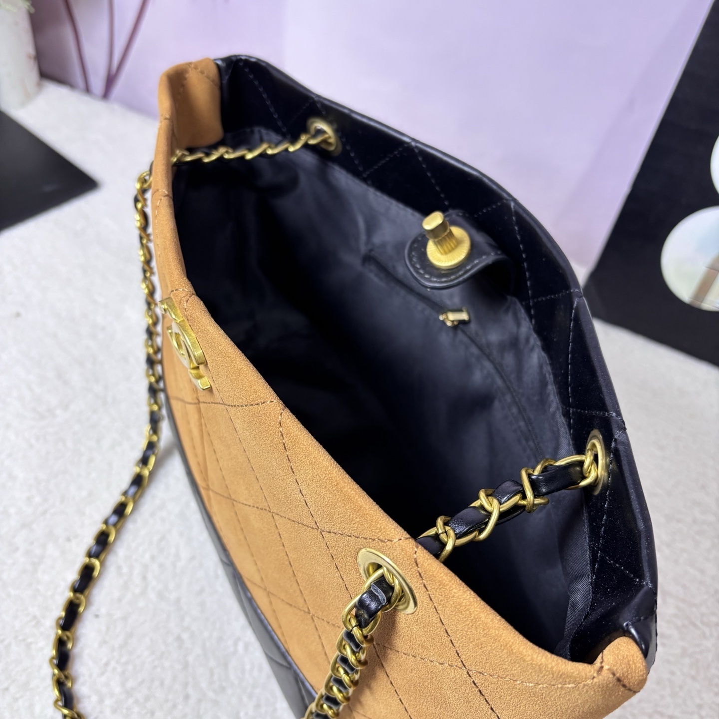 33$ Chanel handbag size 35x21x10cm 411034 BYA617 gallery