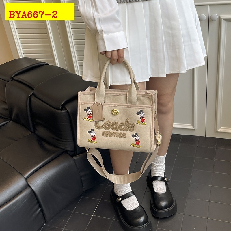 33$ Coach Shoulder bag size 27x20x12cm 4968 BYA667 gallery