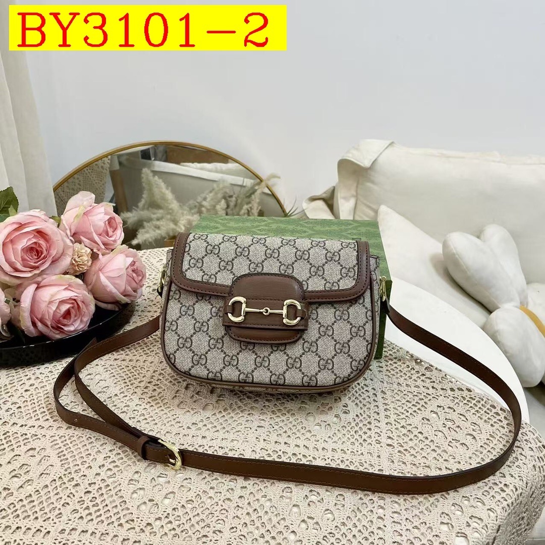 33$ GUCCI 88299 Shoulder bag size 21x16x6 cm 811490 BY3101 gallery