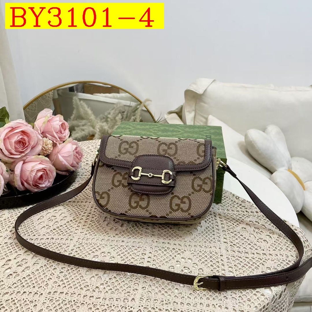 33$ GUCCI 88299 Shoulder bag size 21x16x6 cm 811490 BY3101 gallery