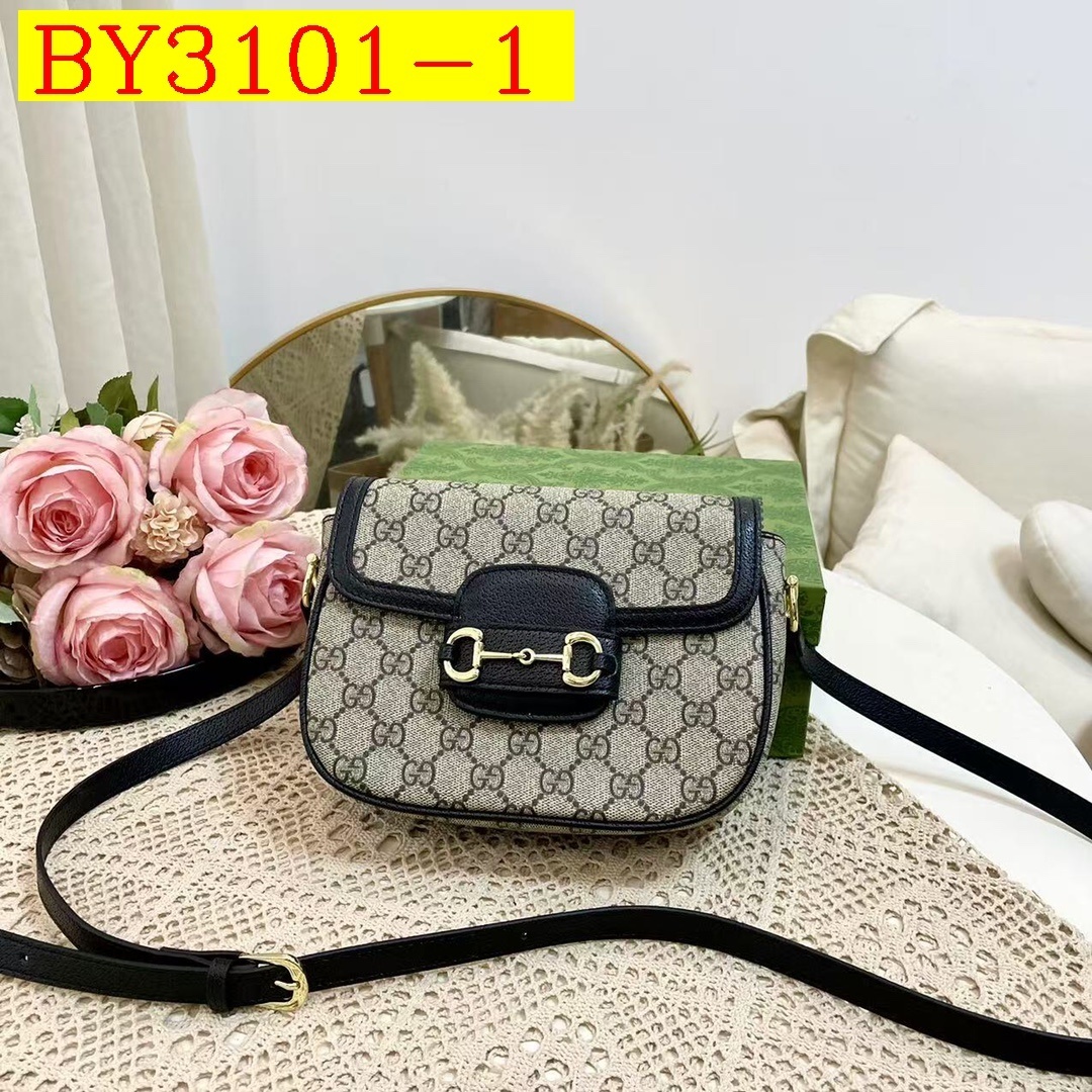 33$ GUCCI 88299 Shoulder bag size 21x16x6 cm 811490 BY3101 gallery
