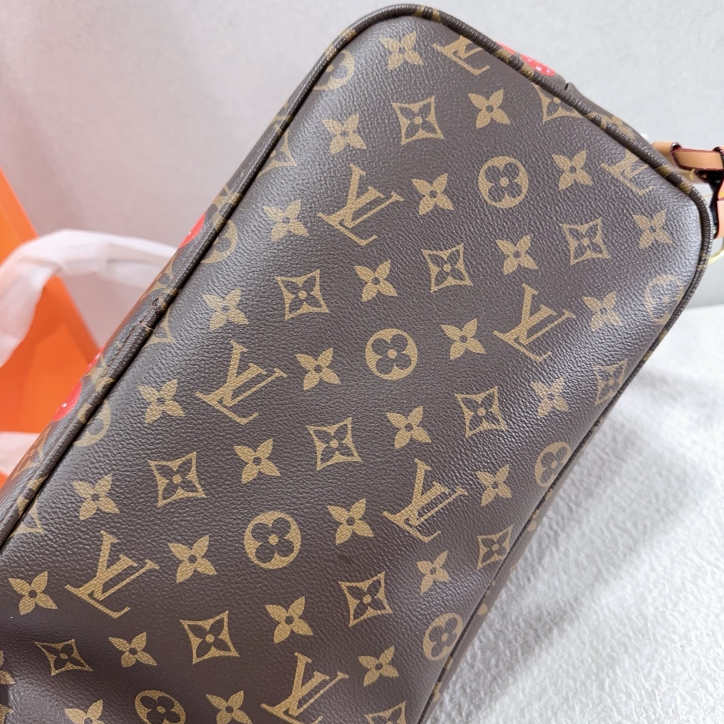 33$ LV 002 Tote bag size 46x30x18 cm 510112 BY3385 gallery