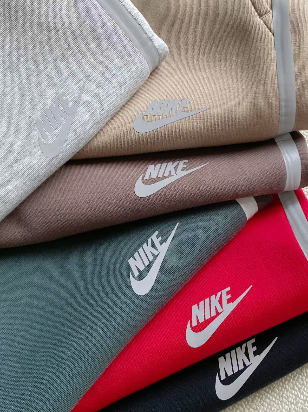 33$ Nike FZ0760 Shorts size M-2XL 611590 DA438 gallery