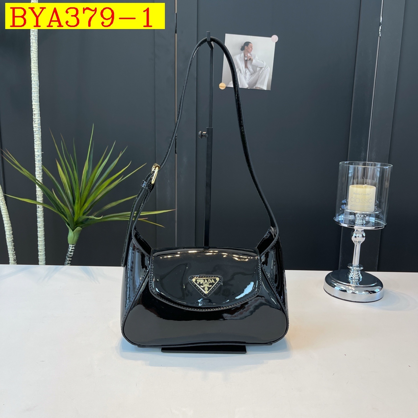 33$ Prada Shoulder bag size 25x17x8cm 815080 BYA379 gallery