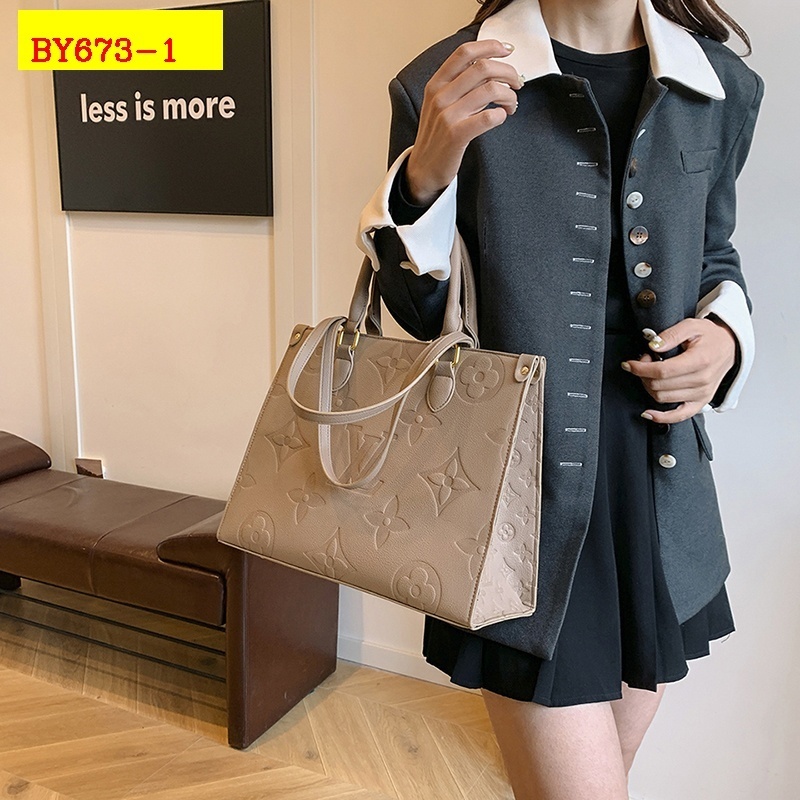 33$ new_dh LV 983 SIZE 35X27X13 CM 61304023115 BY673 gallery