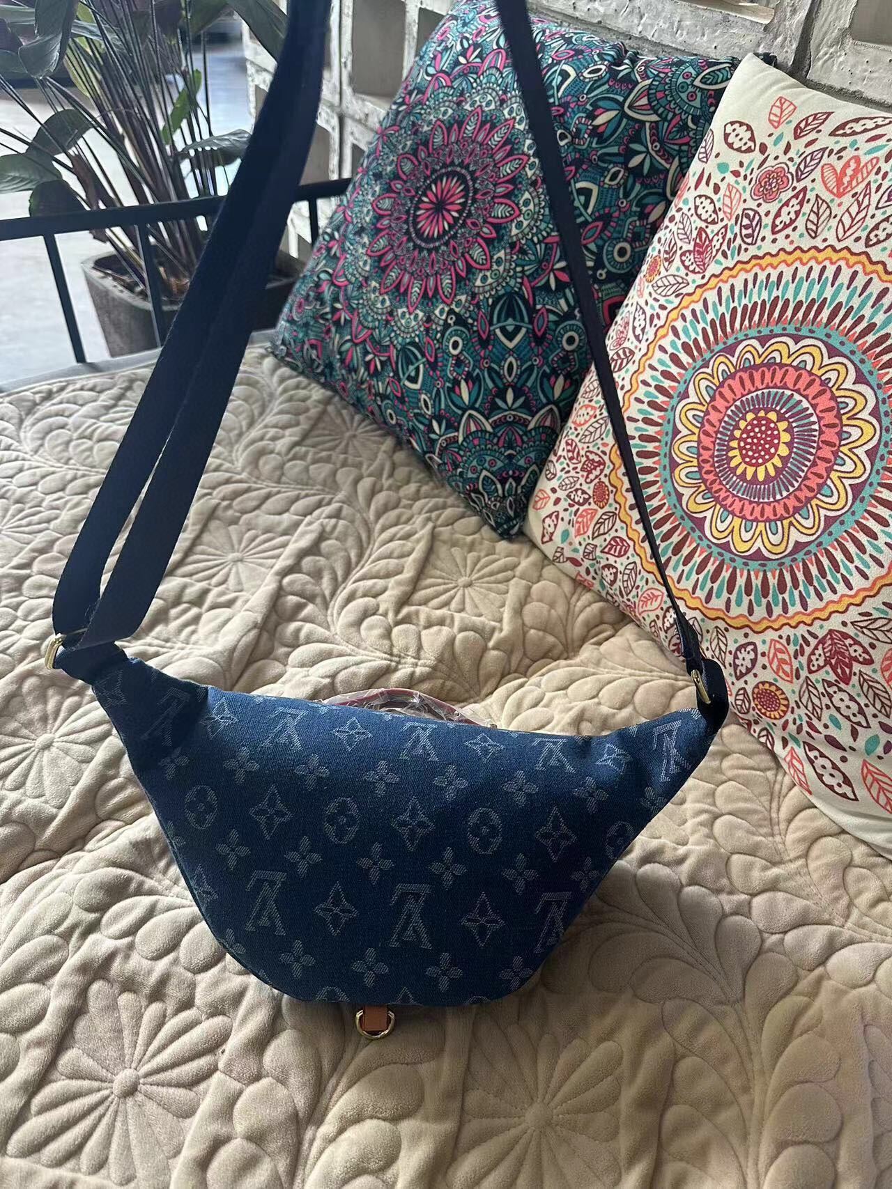 33$ new_dh LV Denim bag size 35x15 cm 91632823117 DX66 gallery