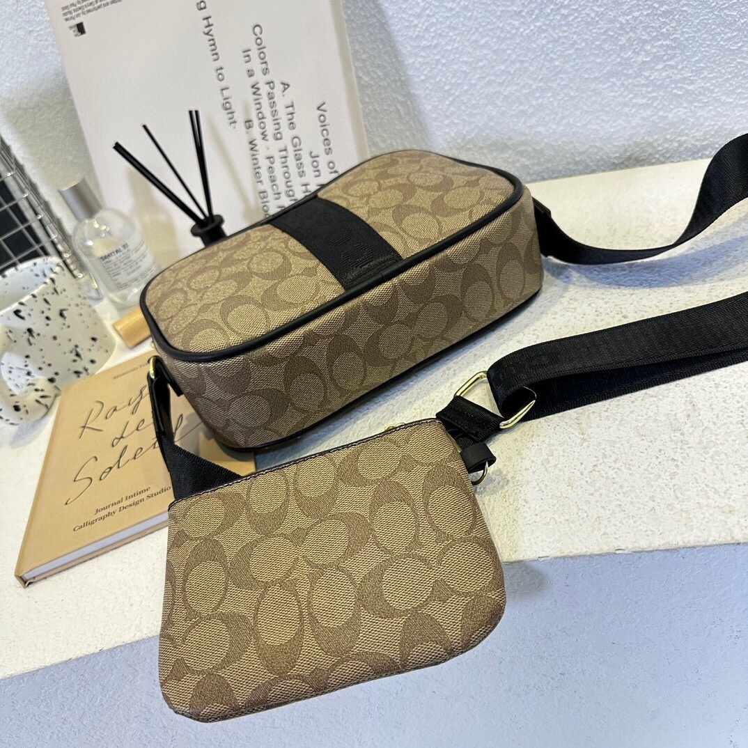 33$ new_dh LV coach size 23X15X7 CM 71435823117 DX44191 gallery