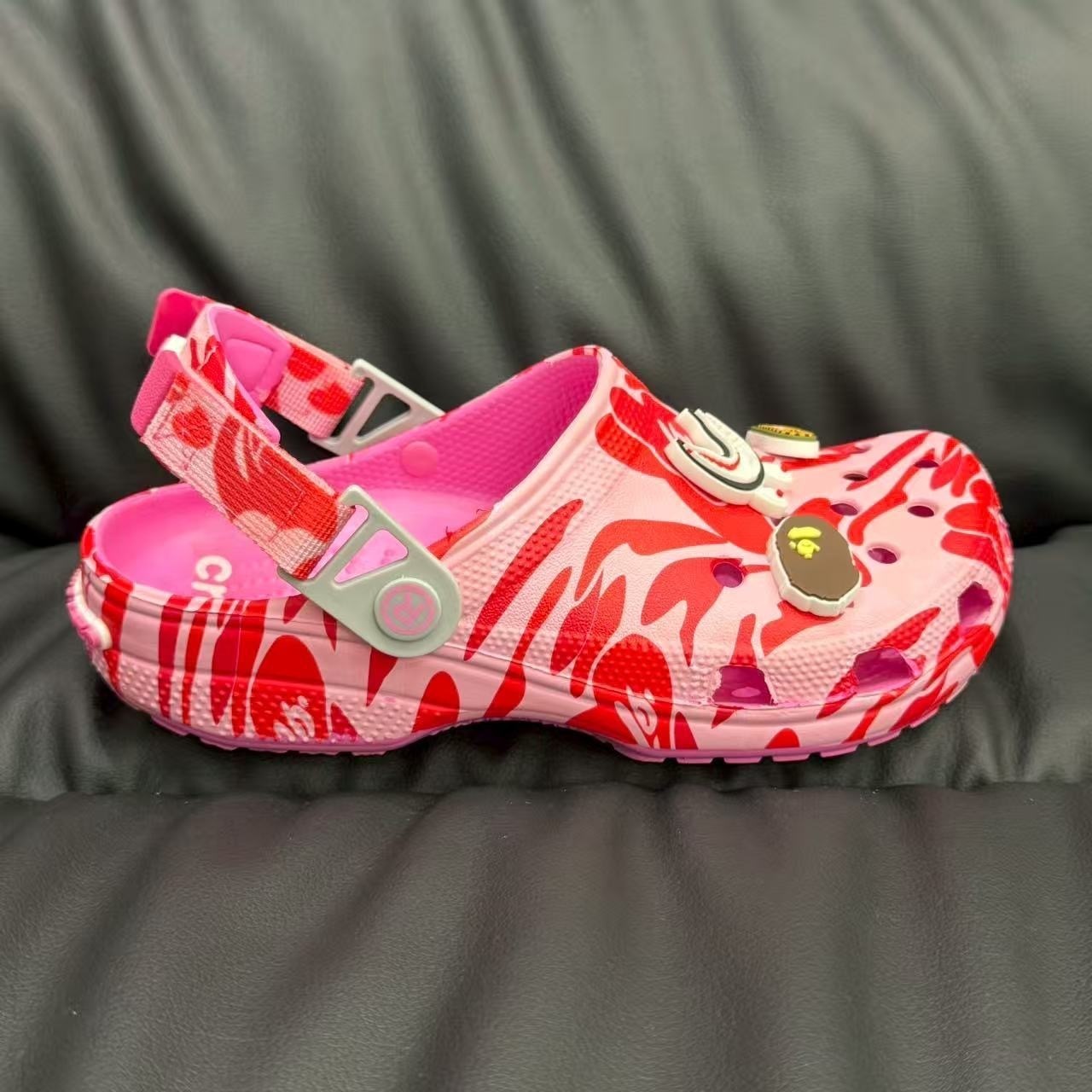 34$ Crocs shoes size 36-45 612240 HY80 gallery